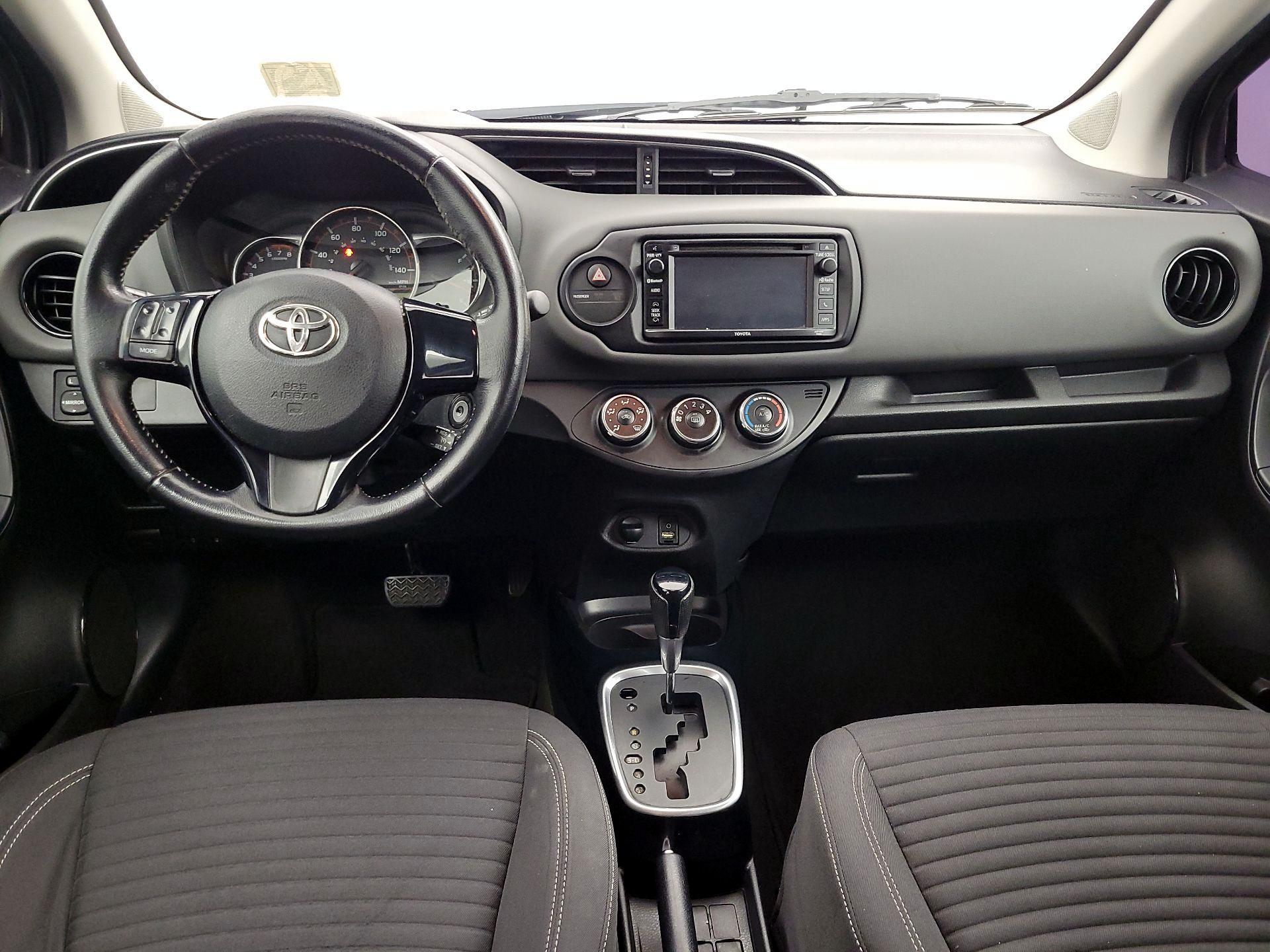 Thumbnail: 2015 Toyota Yaris - 9