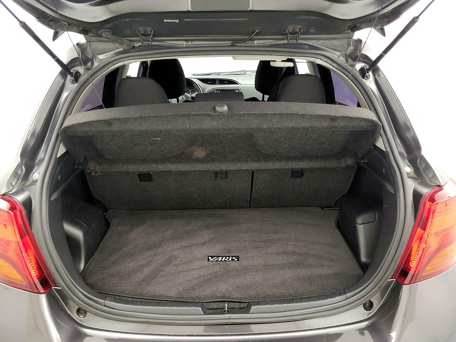 Thumbnail: 2015 Toyota Yaris - 20