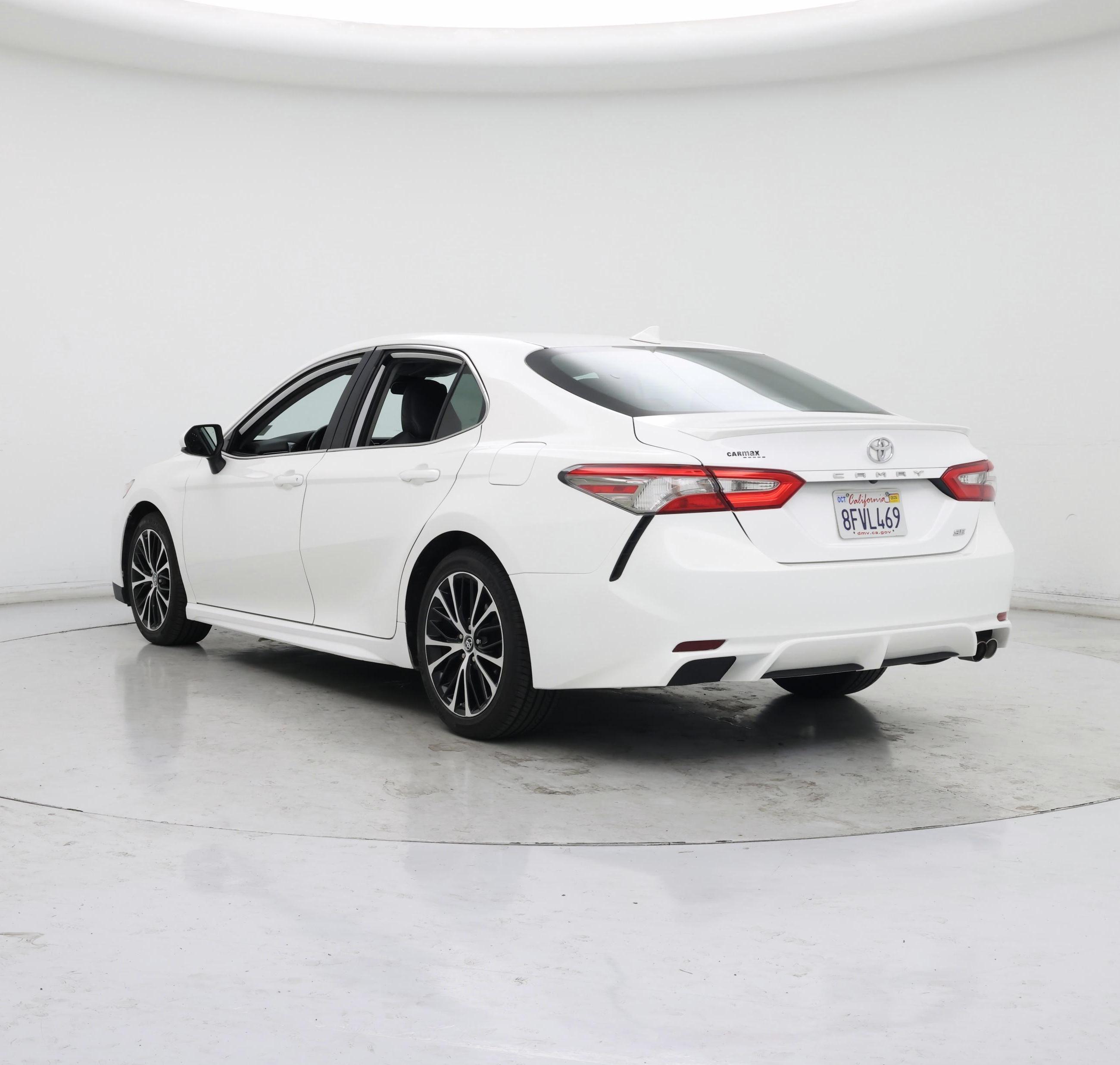 Thumbnail: 2019 Toyota Camry - 2