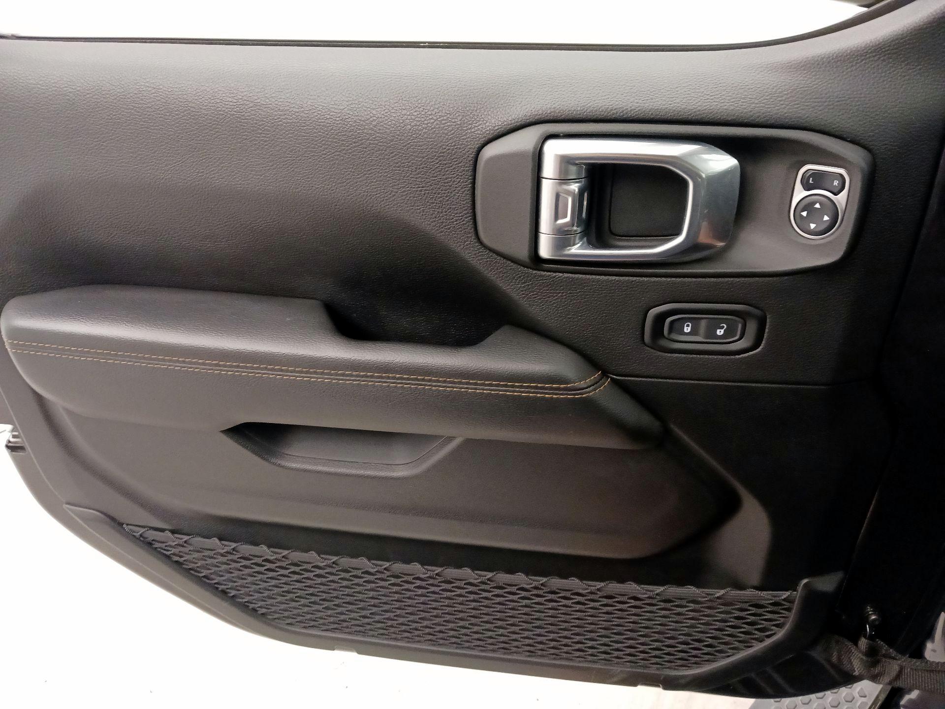 Thumbnail: 2021 Jeep Wrangler - 12