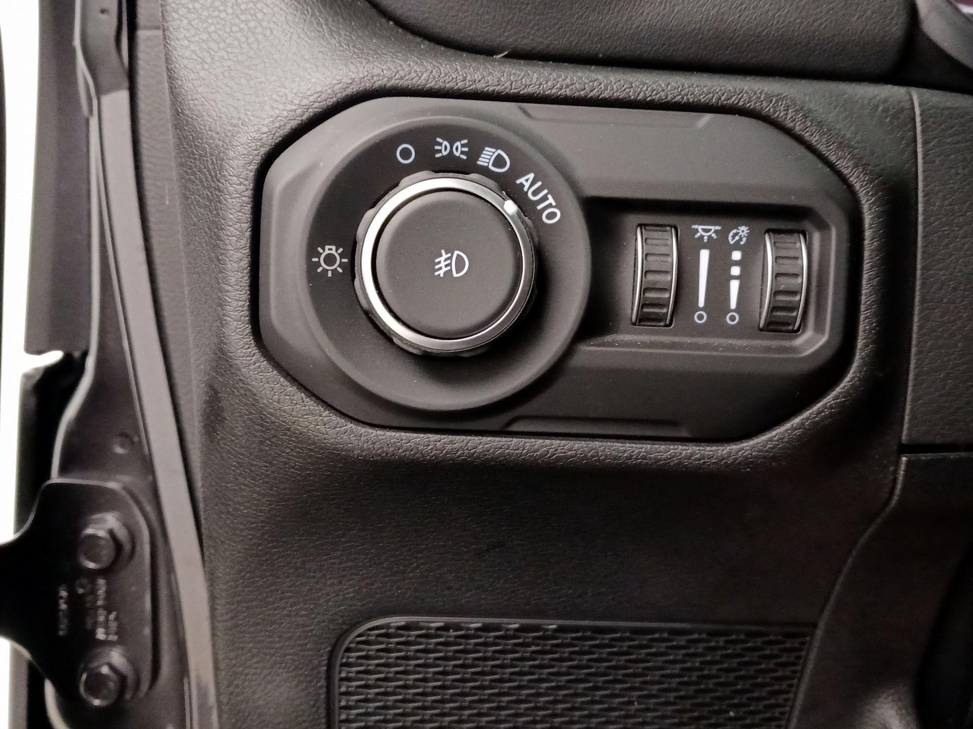 Thumbnail: 2021 Jeep Wrangler - 13