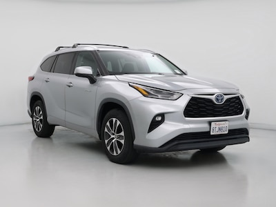 2021 Toyota Highlander XLE -
                Visalia, CA
