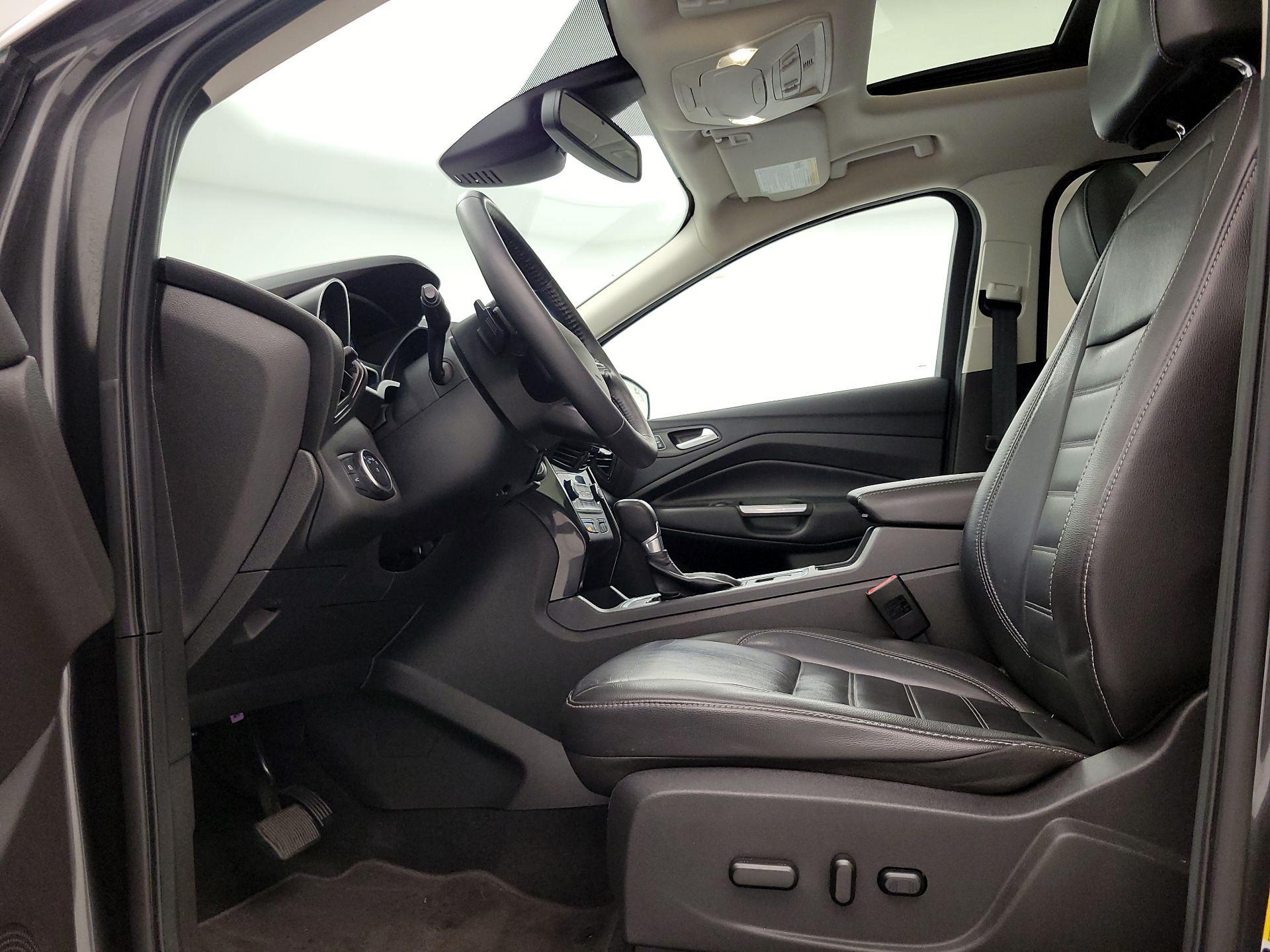Thumbnail: 2017 Ford Escape - 11