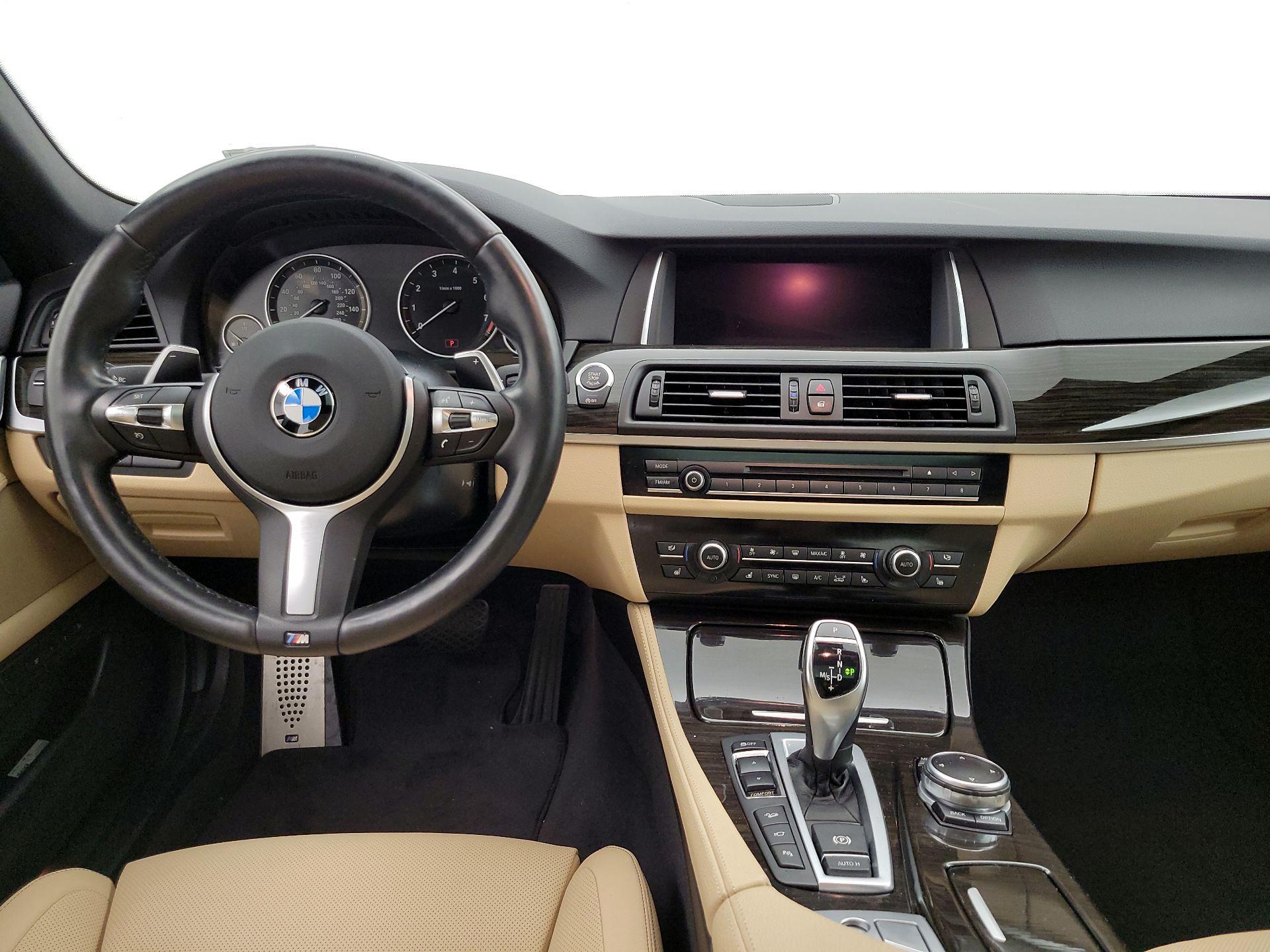 Thumbnail: 2016 BMW 5 Series - 9