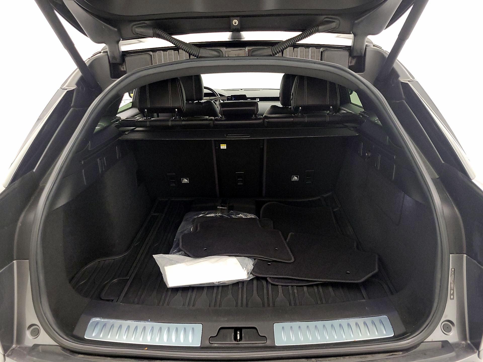 Thumbnail: 2018 Land Rover Range Rover Velar - 20