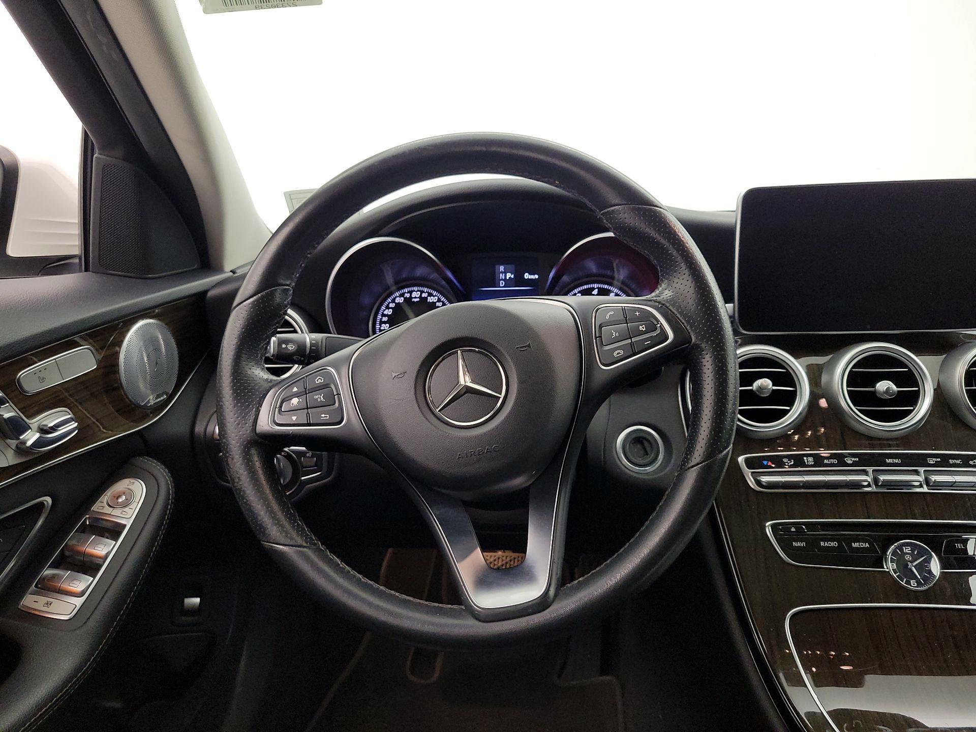 Thumbnail: 2017 Mercedes-Benz C-Class - 10