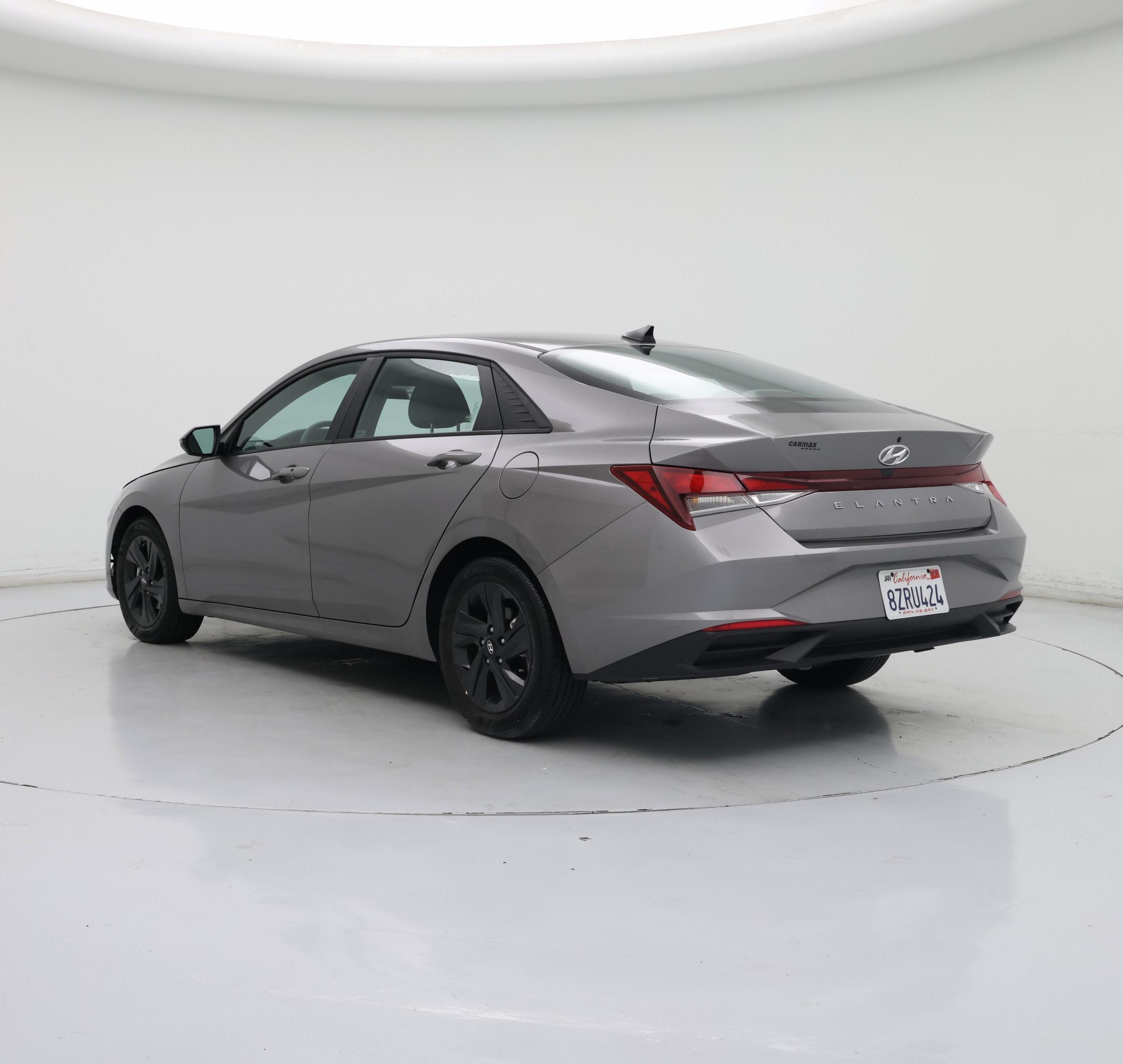 Thumbnail: 2022 Hyundai Elantra - 2