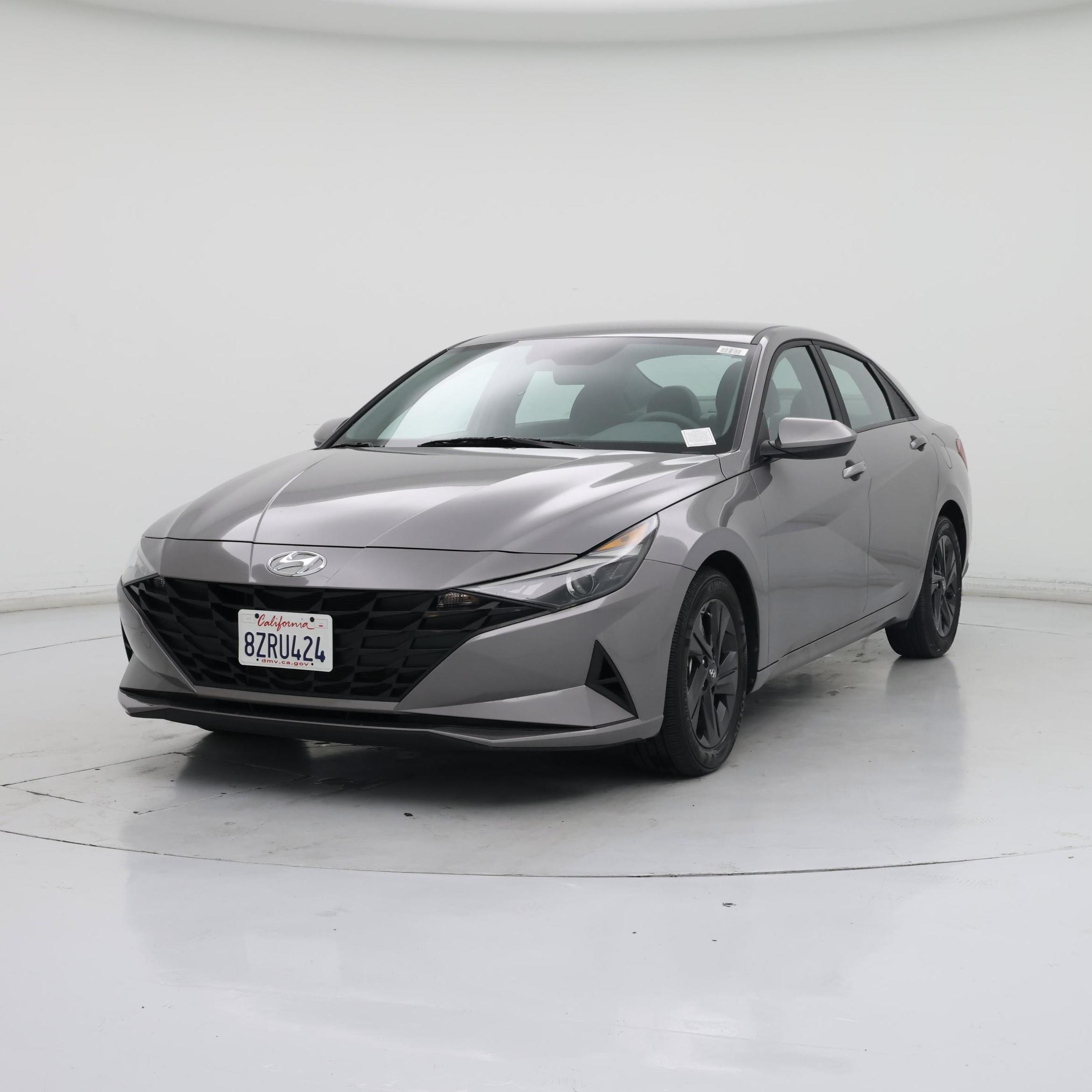 Thumbnail: 2022 Hyundai Elantra - 4