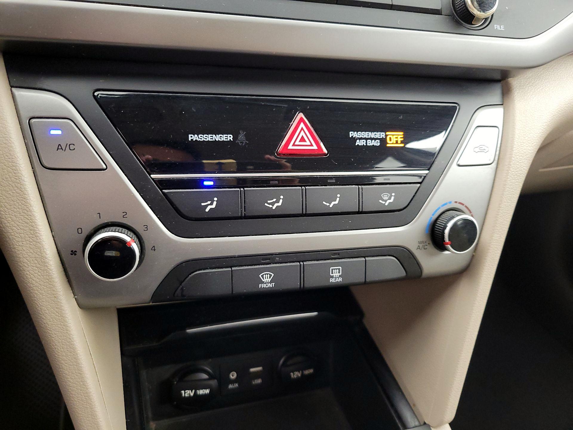 Thumbnail: 2018 Hyundai Elantra - 15