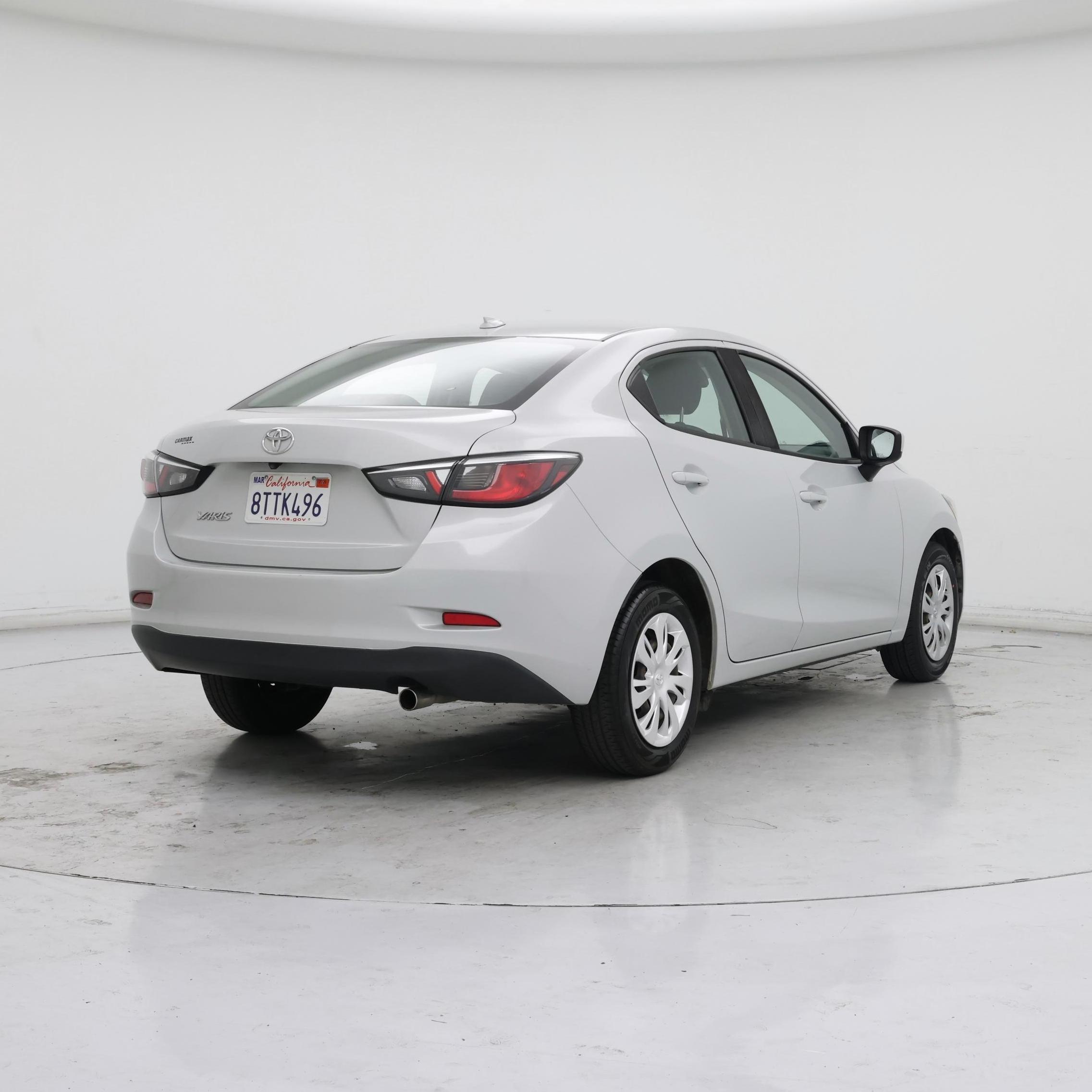 Thumbnail: 2019 Toyota Yaris - 8