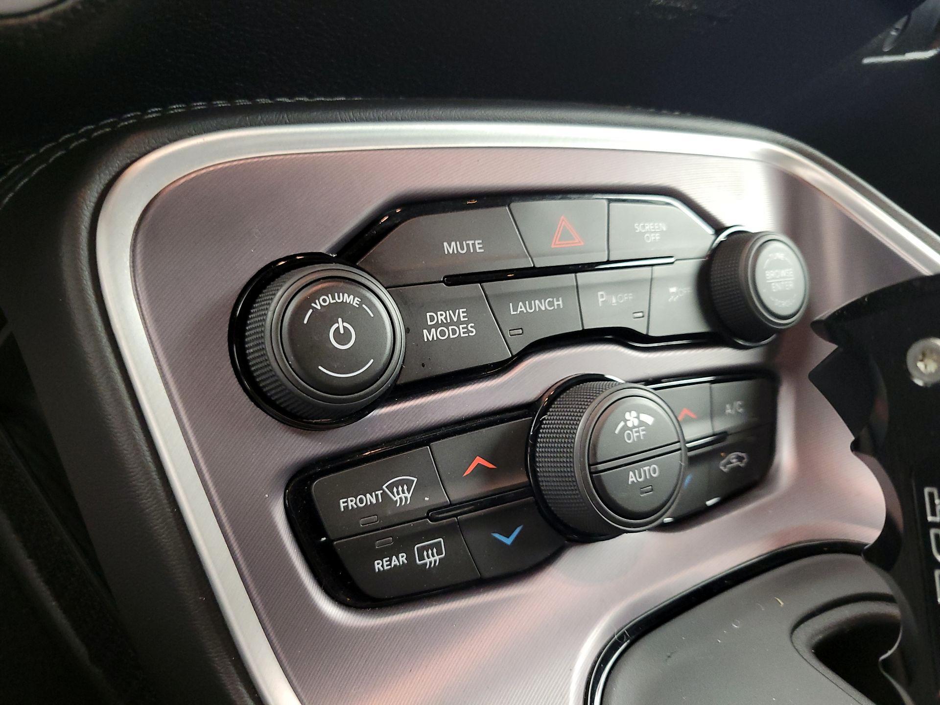 Thumbnail: 2019 Dodge Challenger - 16
