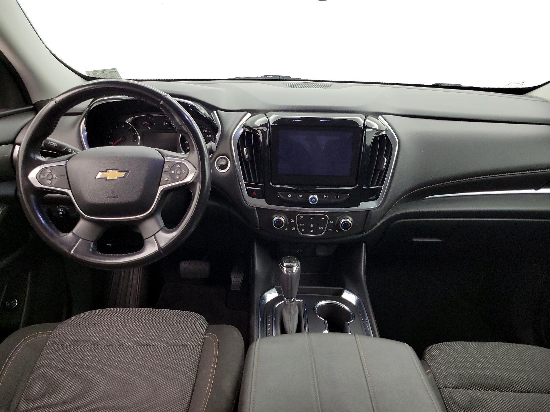 Thumbnail: 2018 Chevrolet Traverse - 9
