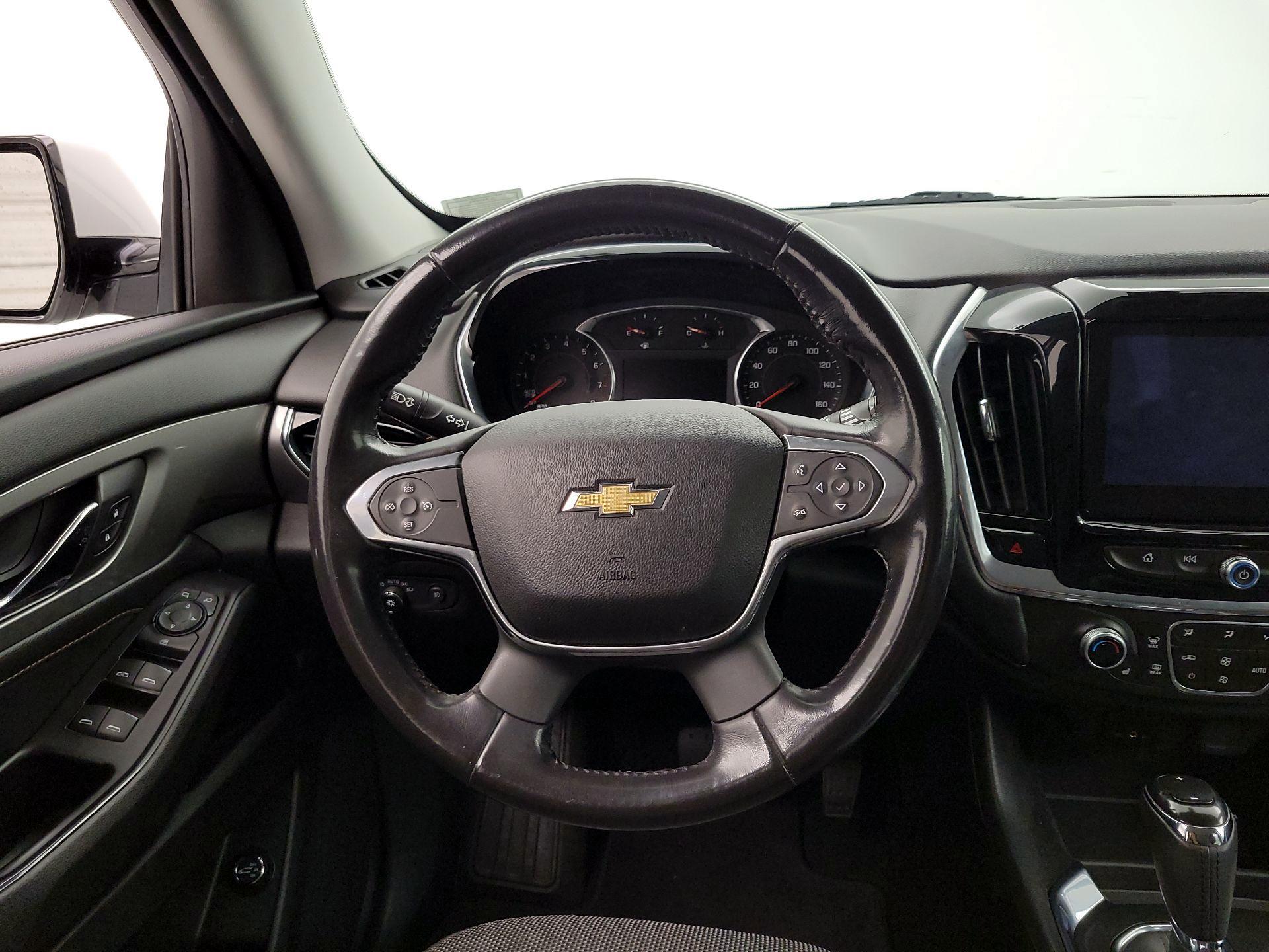 Thumbnail: 2018 Chevrolet Traverse - 10