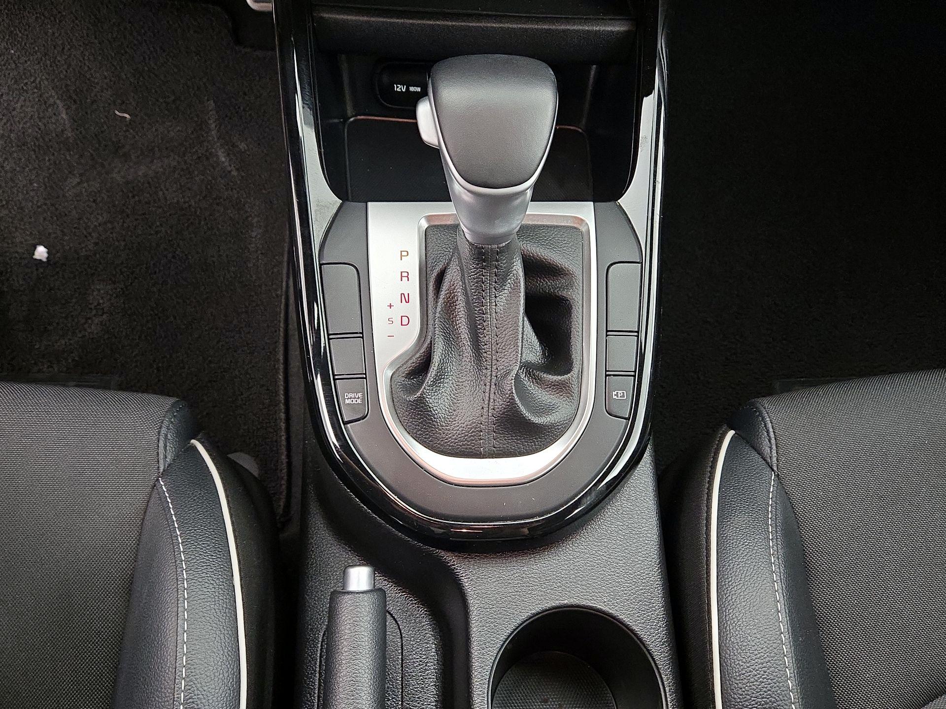 Thumbnail: 2023 Kia Forte - 18