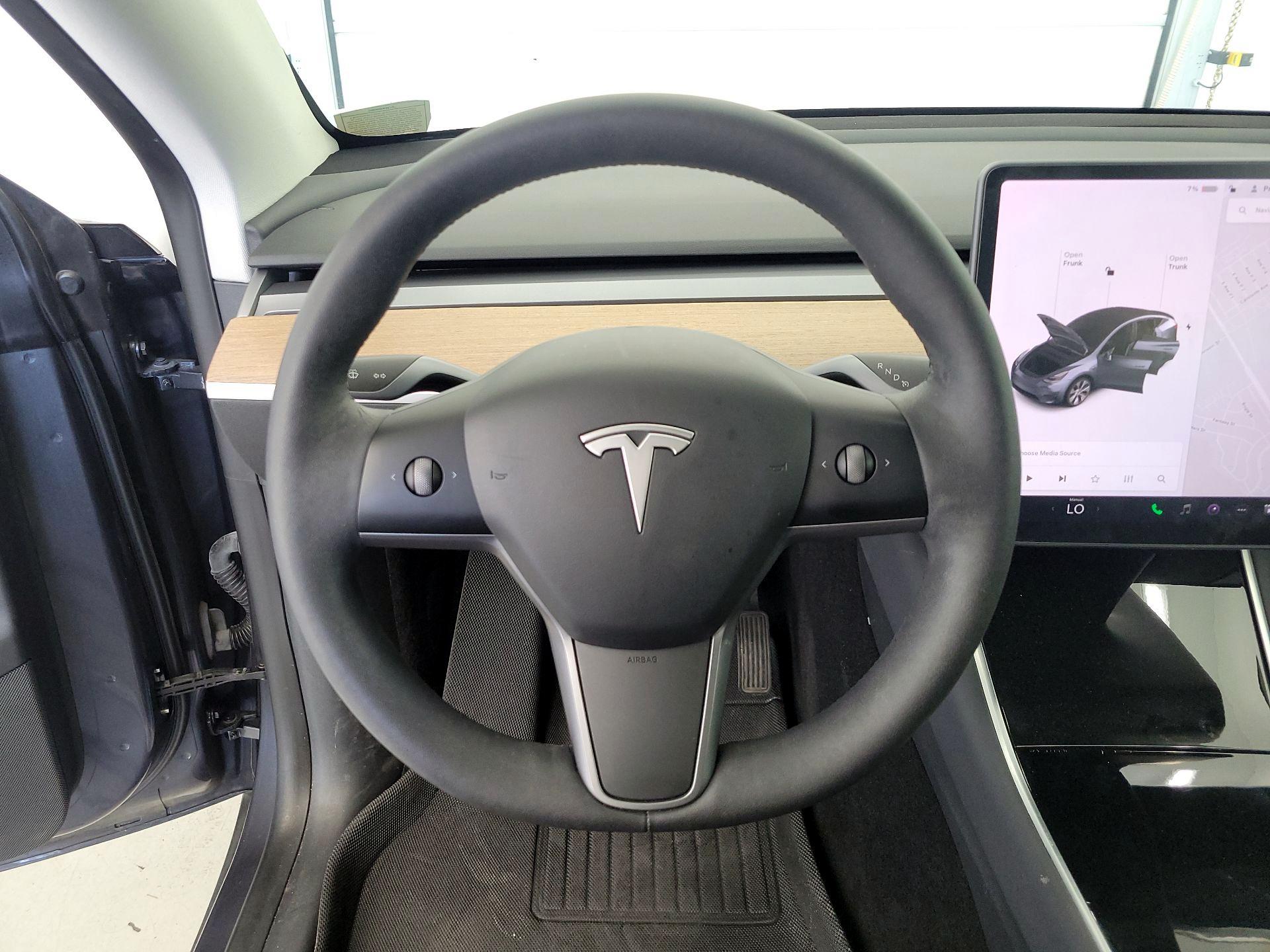 Thumbnail: 2021 Tesla Model Y - 10