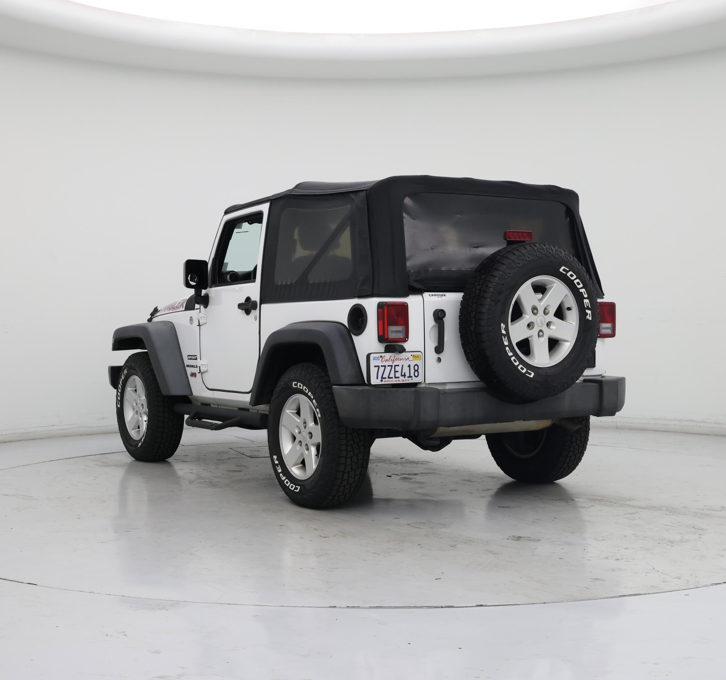 Thumbnail: 2015 Jeep Wrangler - 2