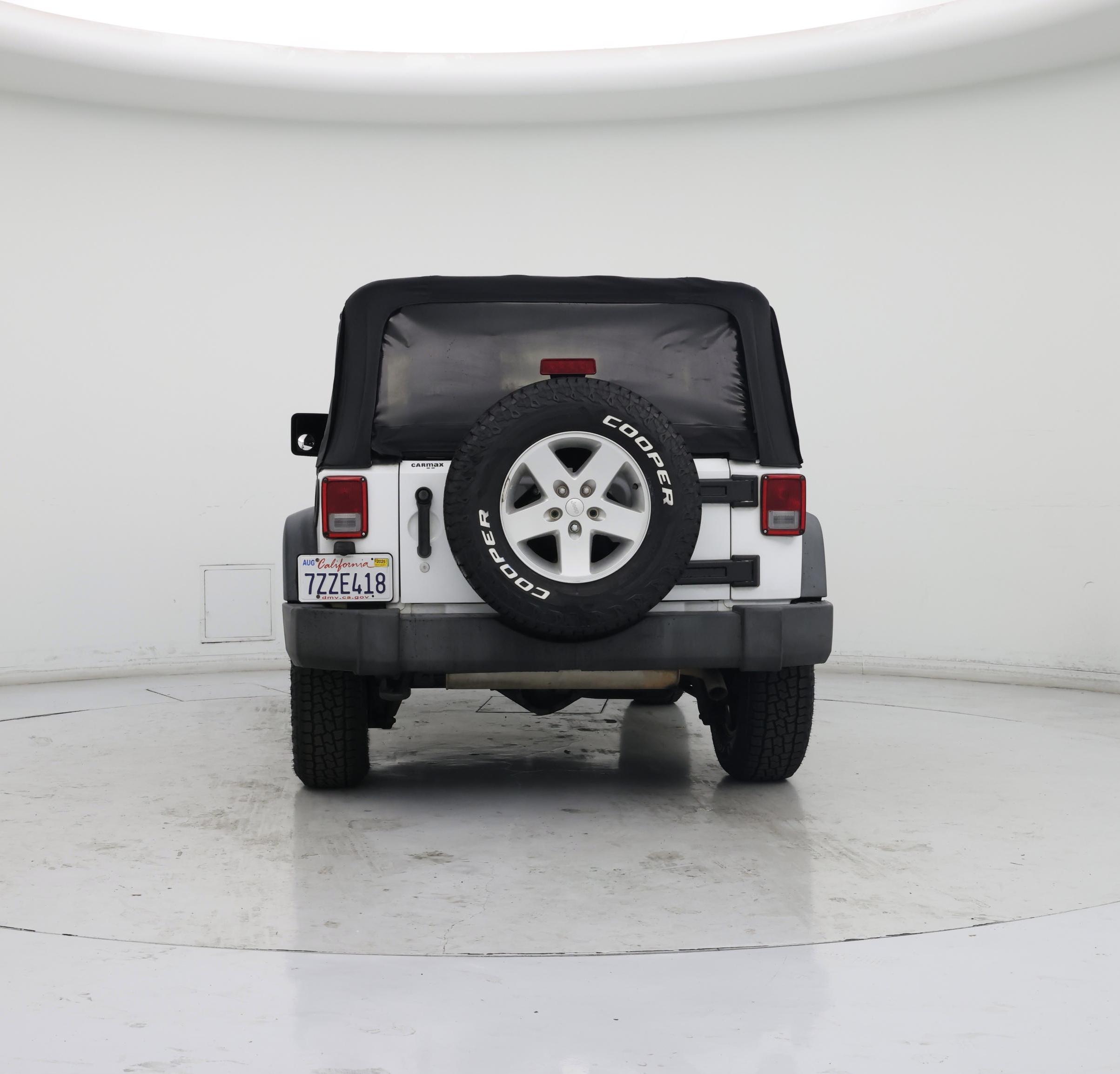 Thumbnail: 2015 Jeep Wrangler - 6
