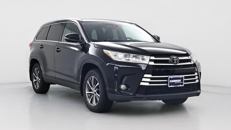 2019 Toyota Highlander XLE Hero Image