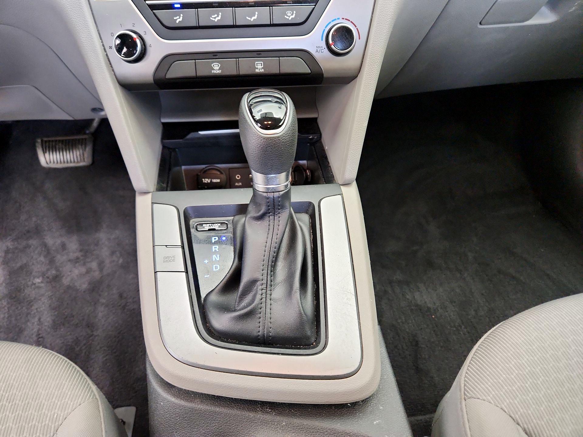 Thumbnail: 2017 Hyundai Elantra - 17