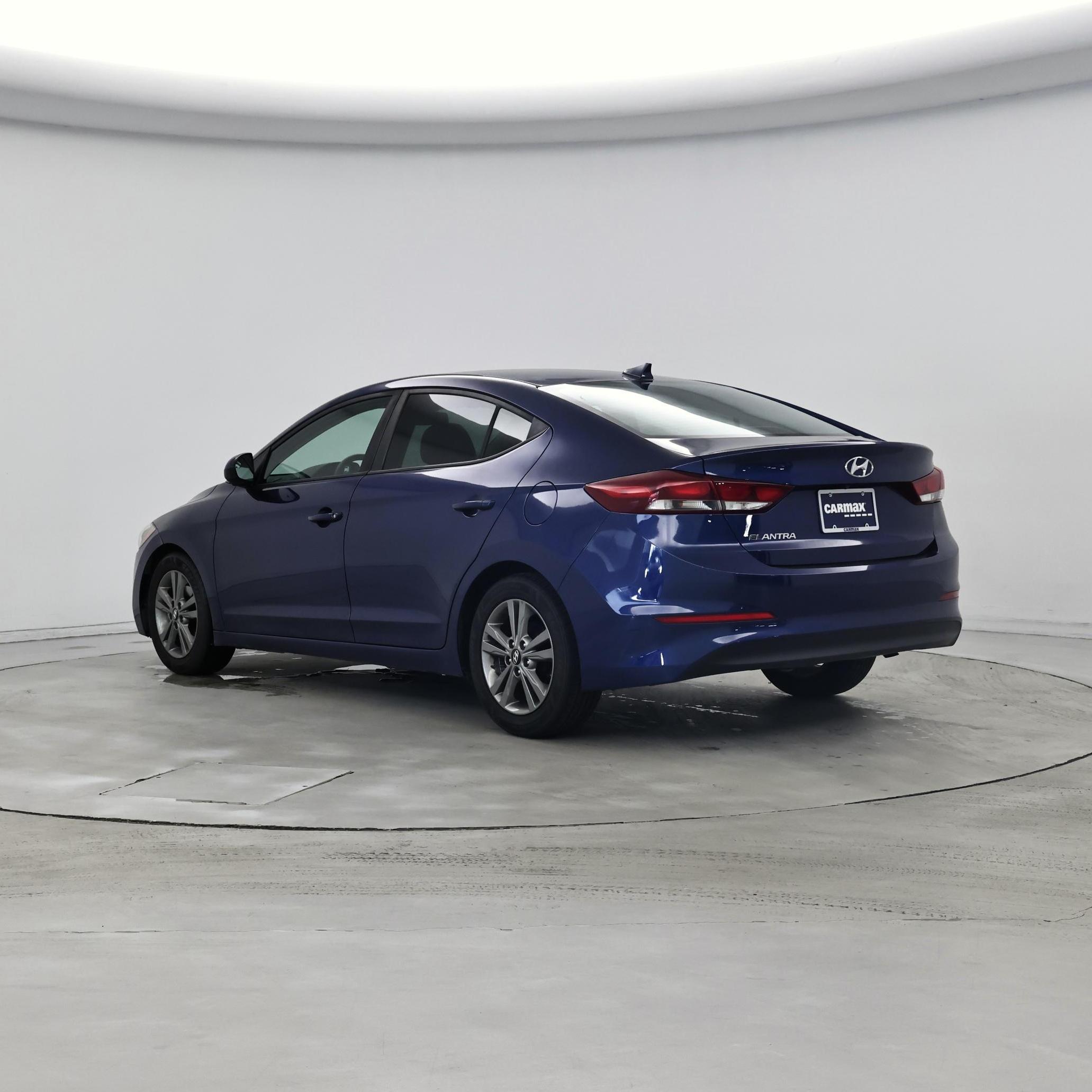 Thumbnail: 2017 Hyundai Elantra - 2