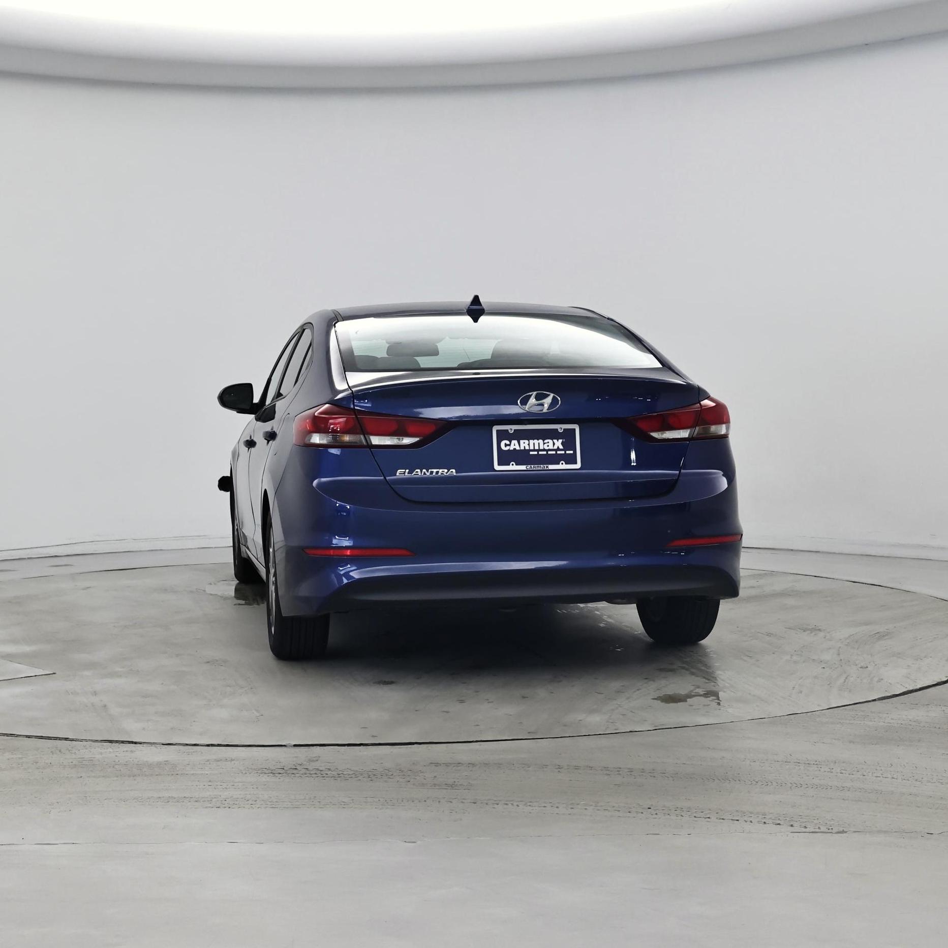 Thumbnail: 2017 Hyundai Elantra - 6