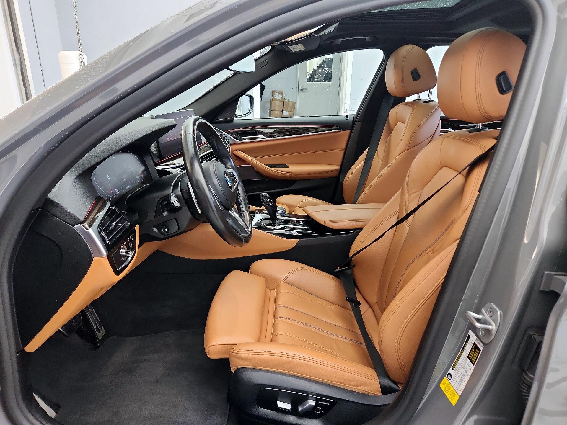 Thumbnail: 2021 BMW 5 Series - 11