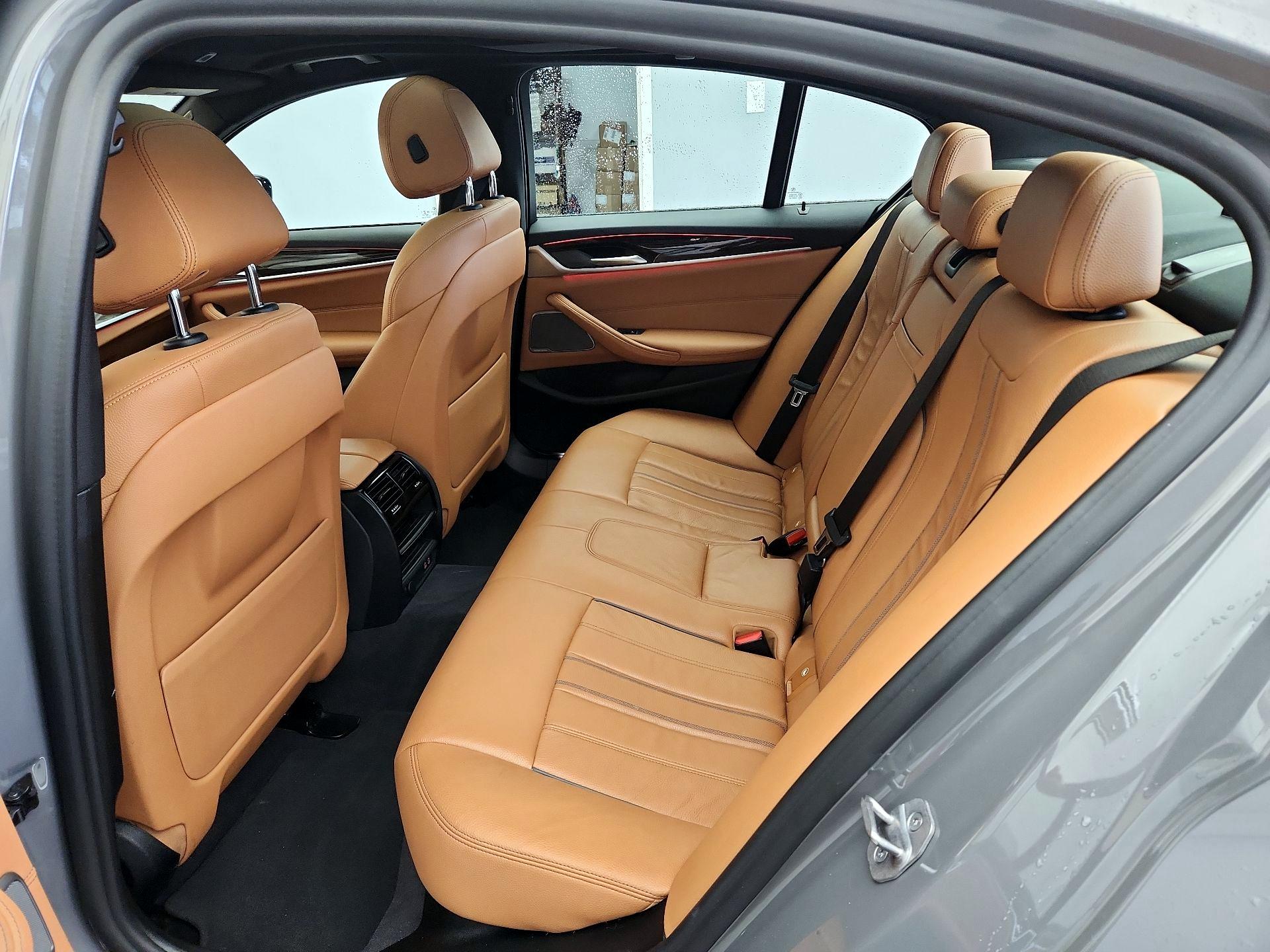 Thumbnail: 2021 BMW 5 Series - 20