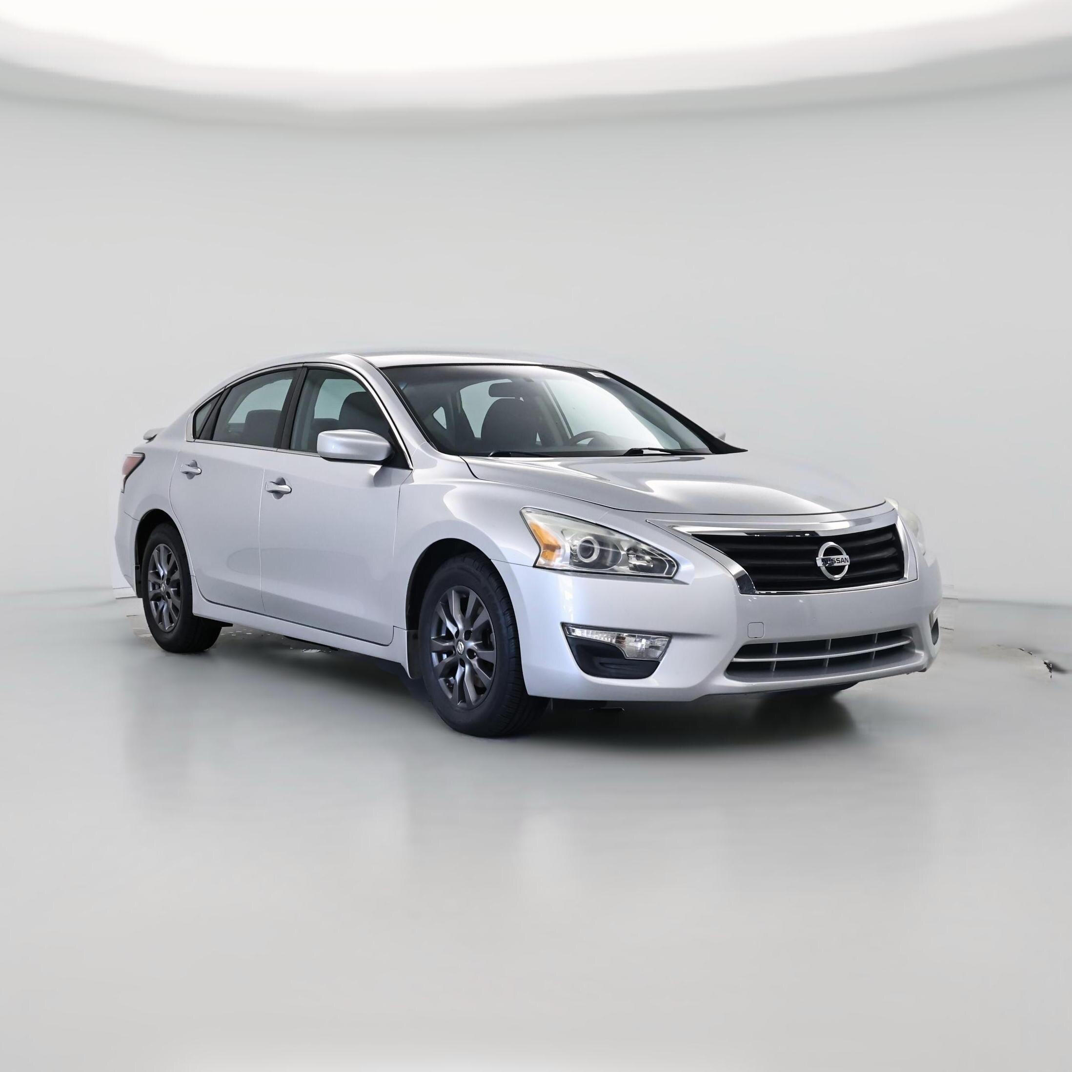 Thumbnail: 2015 Nissan Altima - 1