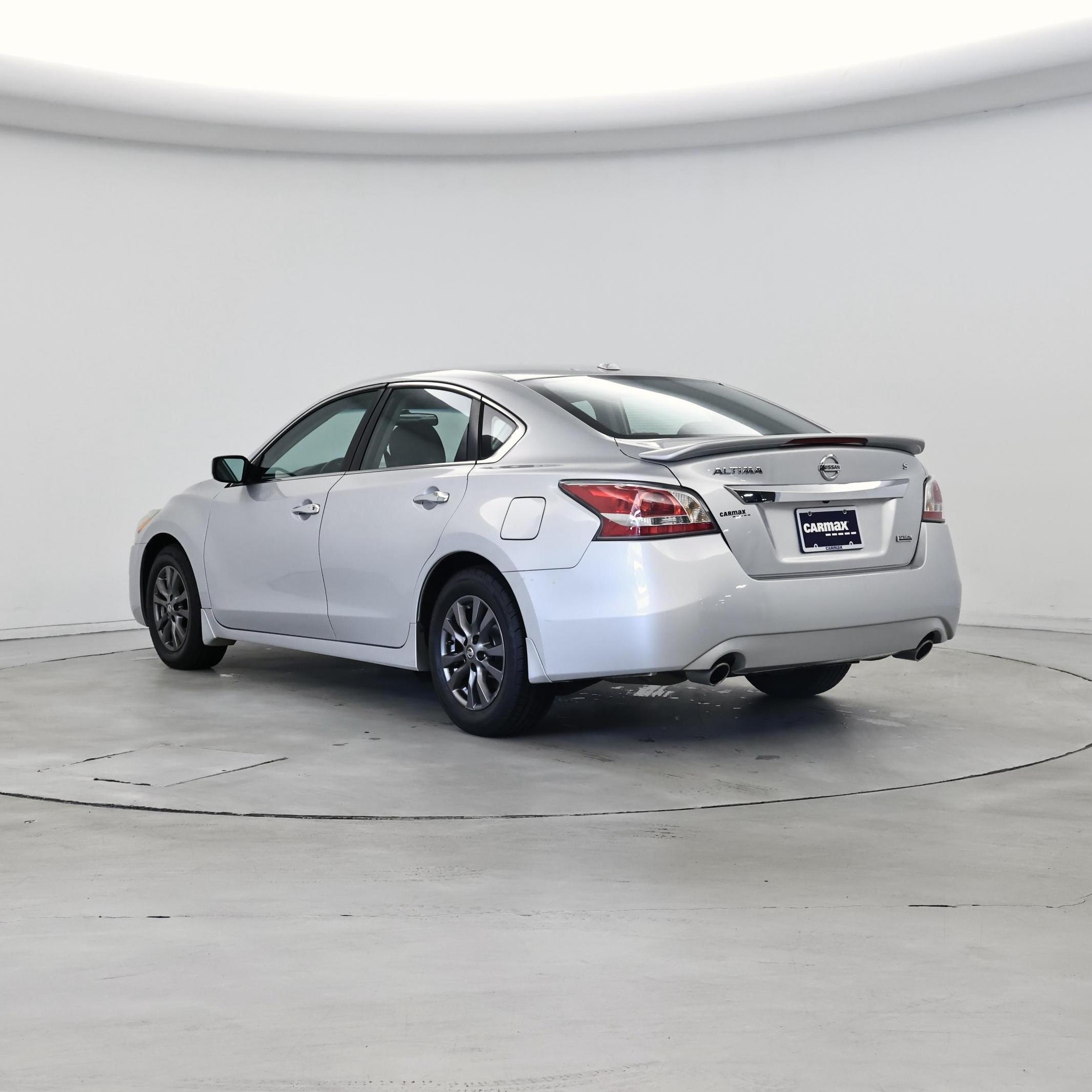Thumbnail: 2015 Nissan Altima - 2