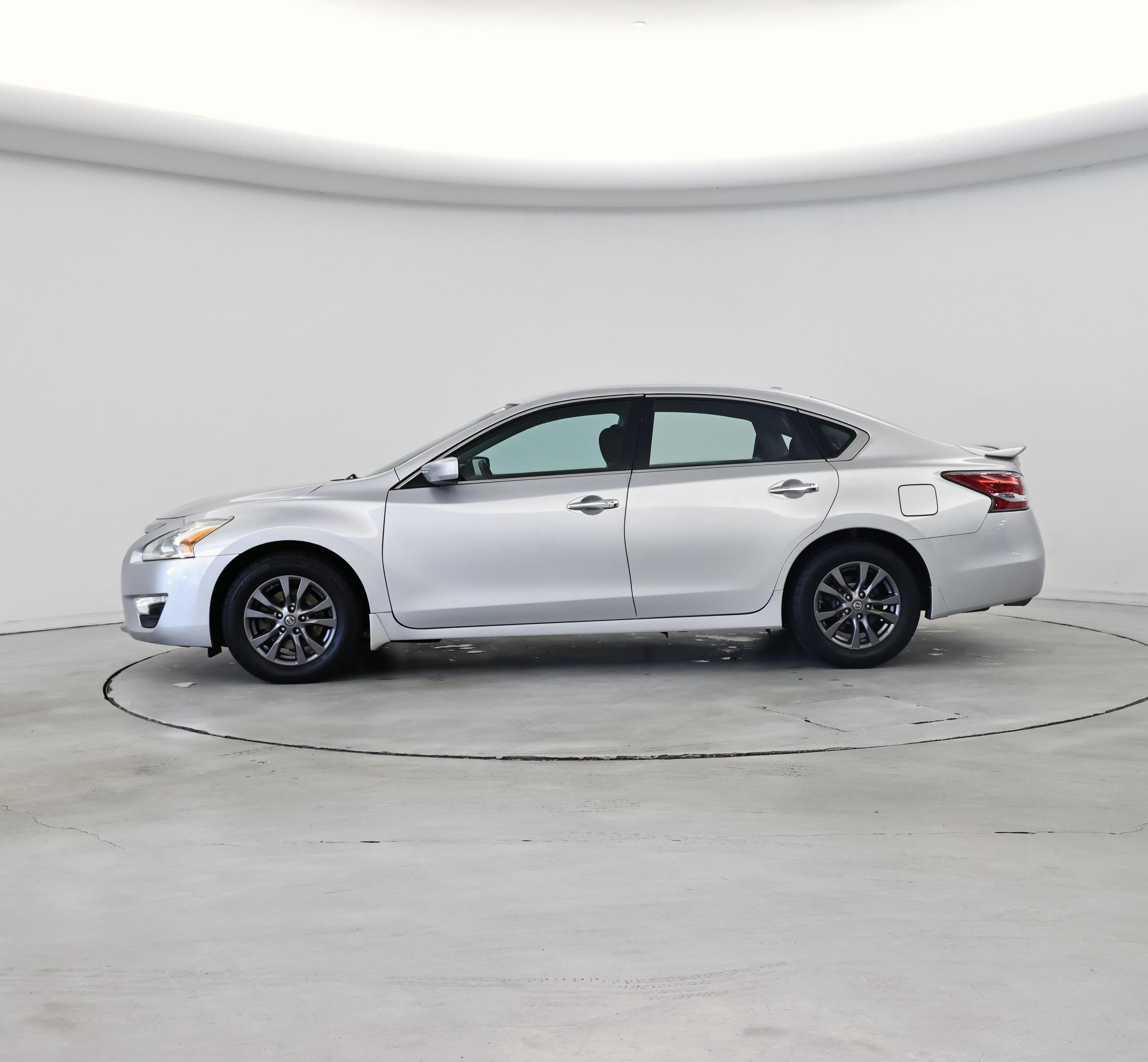 Thumbnail: 2015 Nissan Altima - 3
