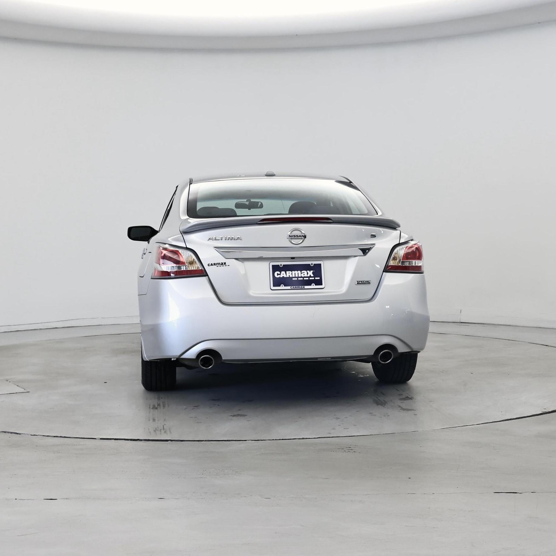 Thumbnail: 2015 Nissan Altima - 6