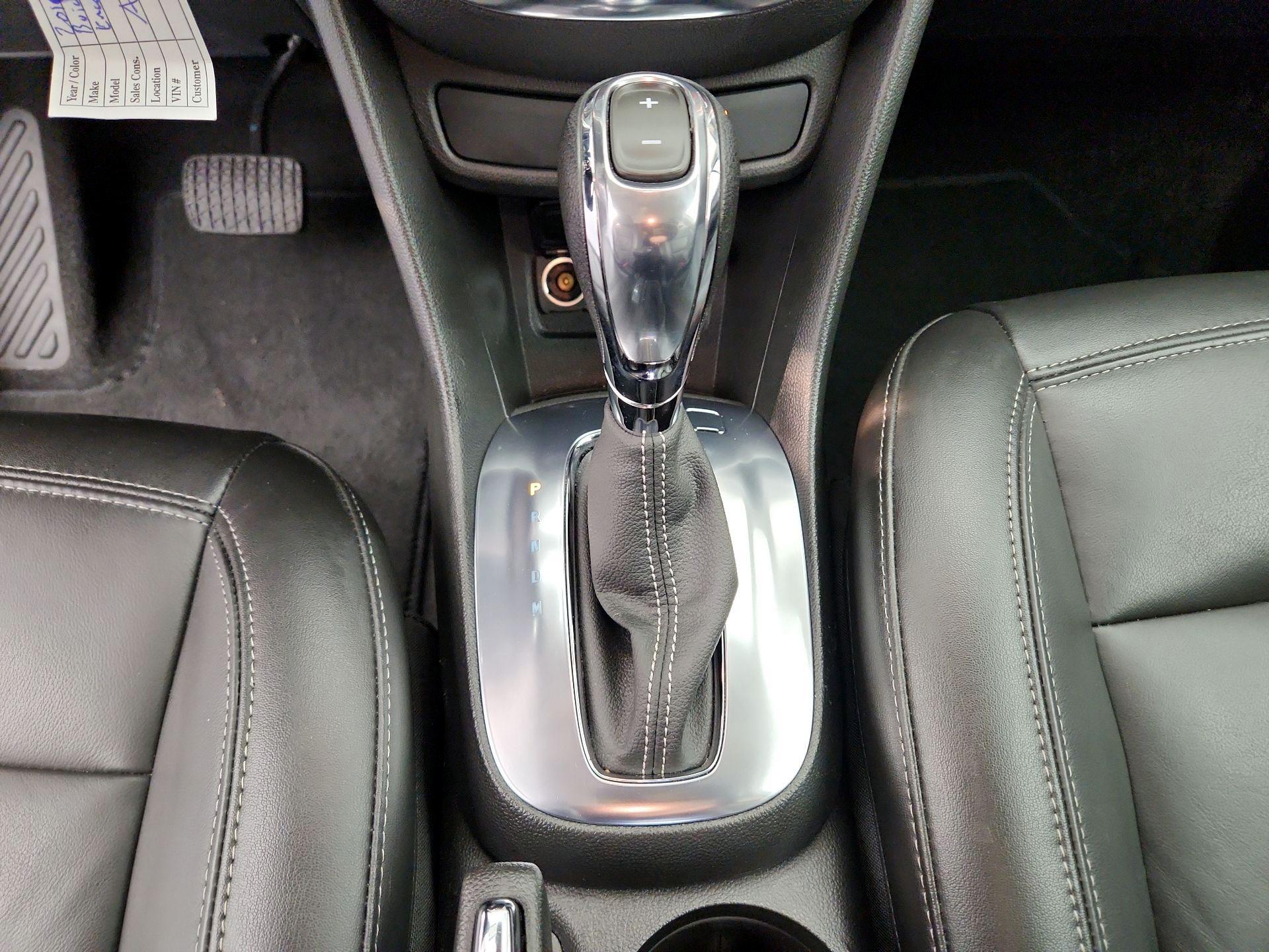 Thumbnail: 2014 Buick Encore - 17