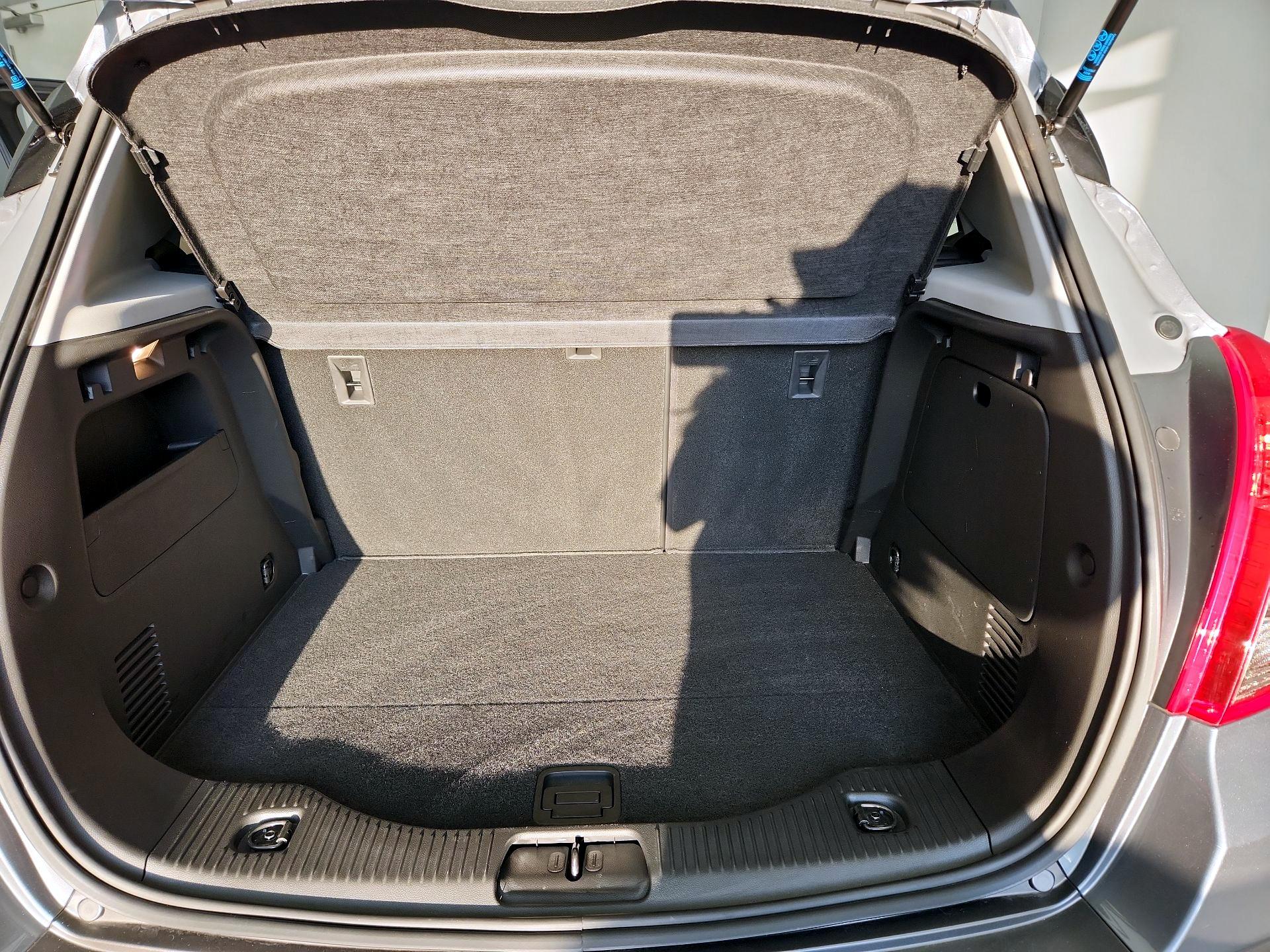 Thumbnail: 2014 Buick Encore - 20