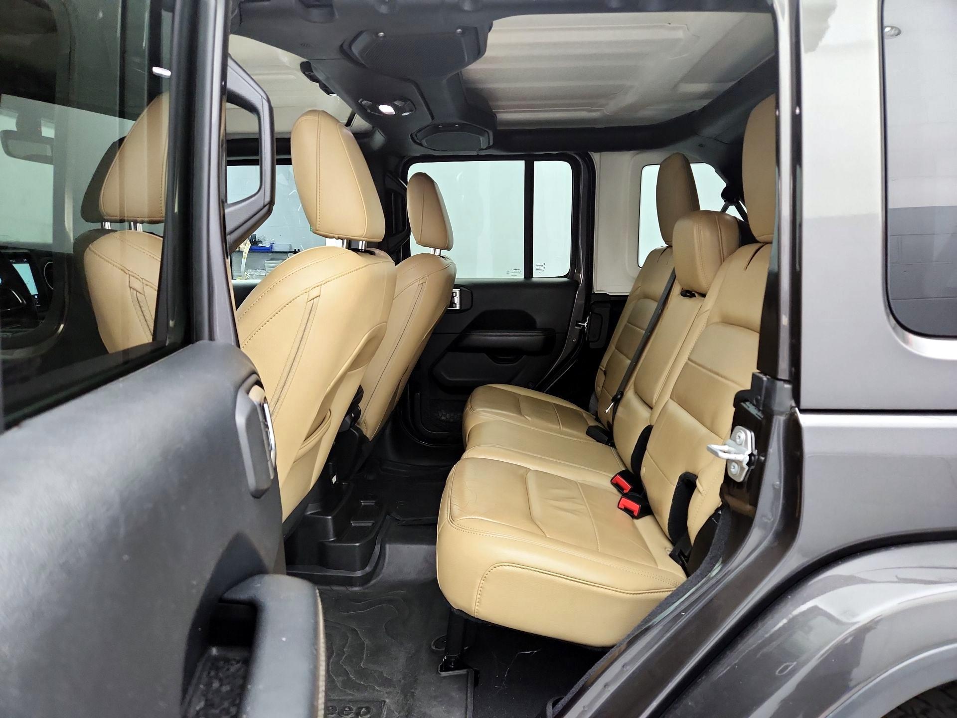 Thumbnail: 2018 Jeep Wrangler - 20