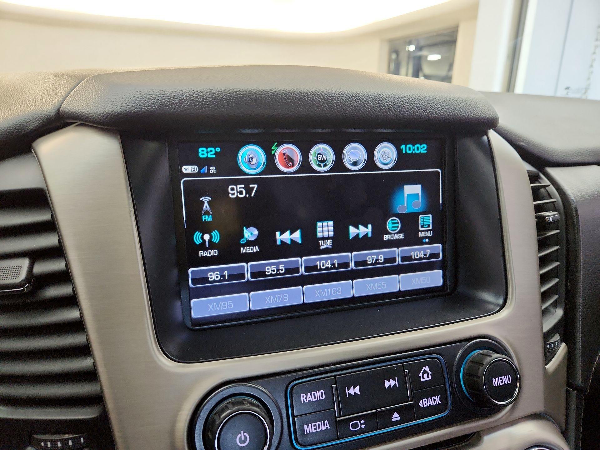 Thumbnail: 2017 Chevrolet Tahoe - 16