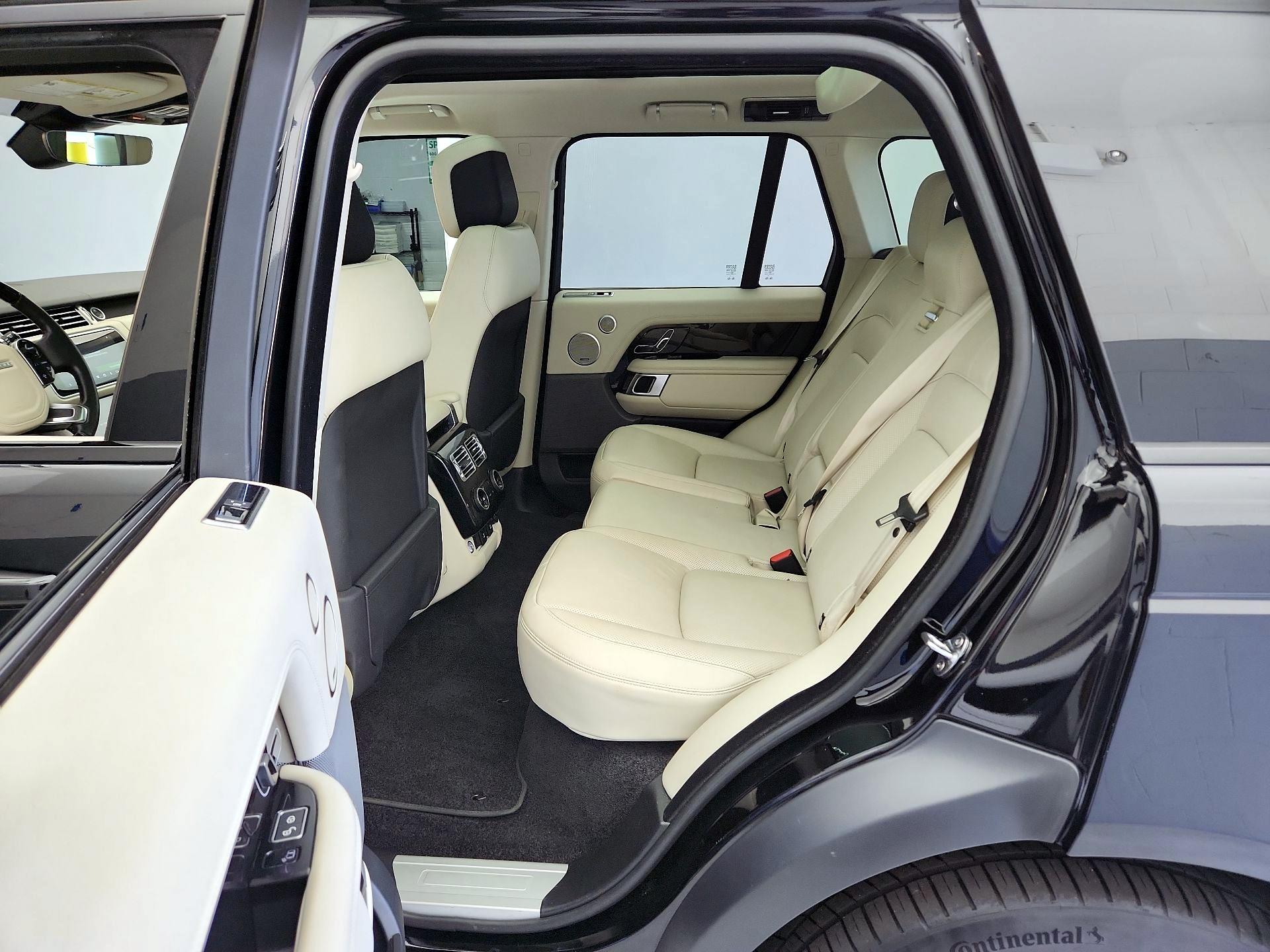 Thumbnail: 2020 Land Rover Range Rover - 20
