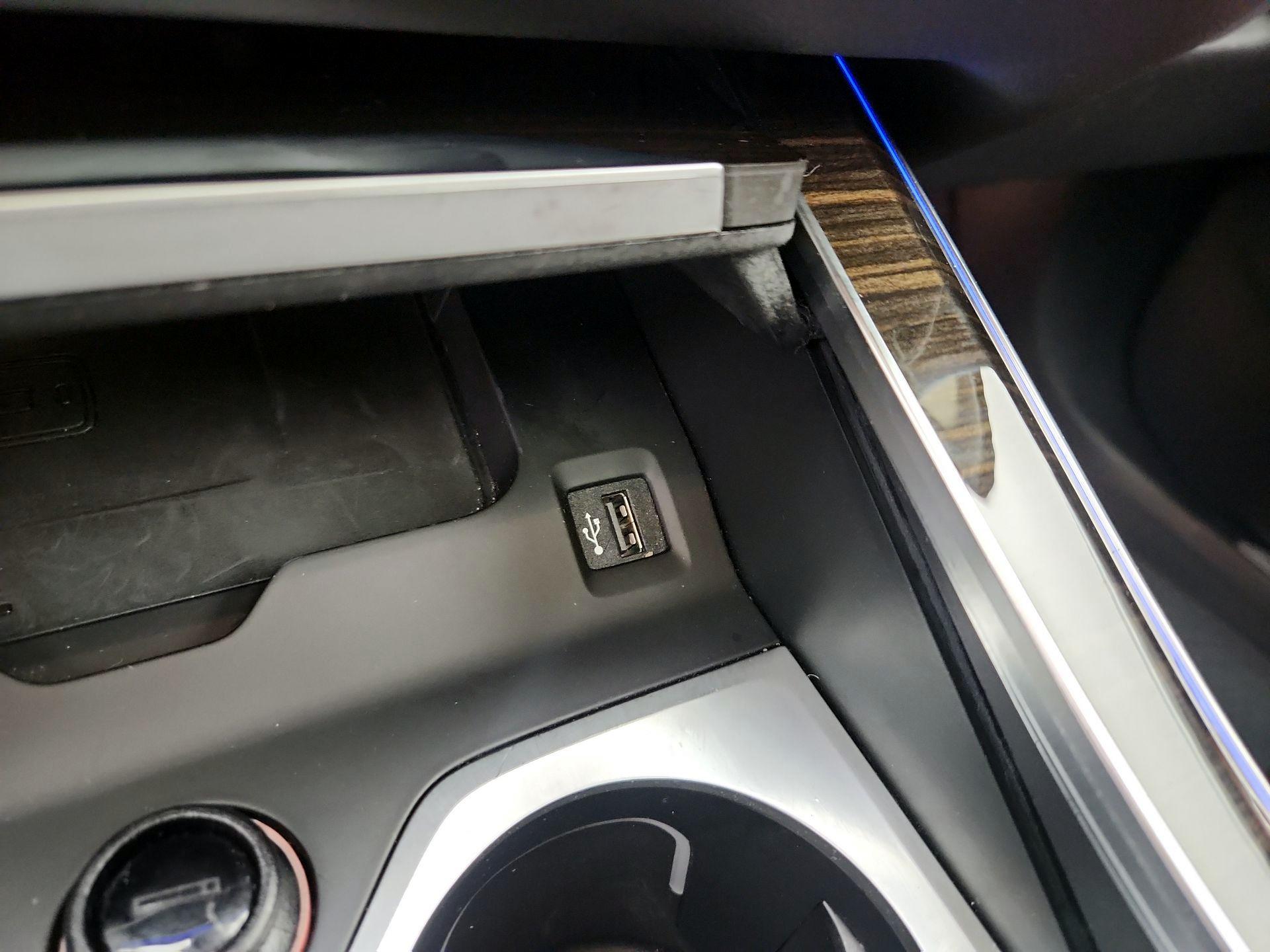 Thumbnail: 2019 BMW X7 - 18