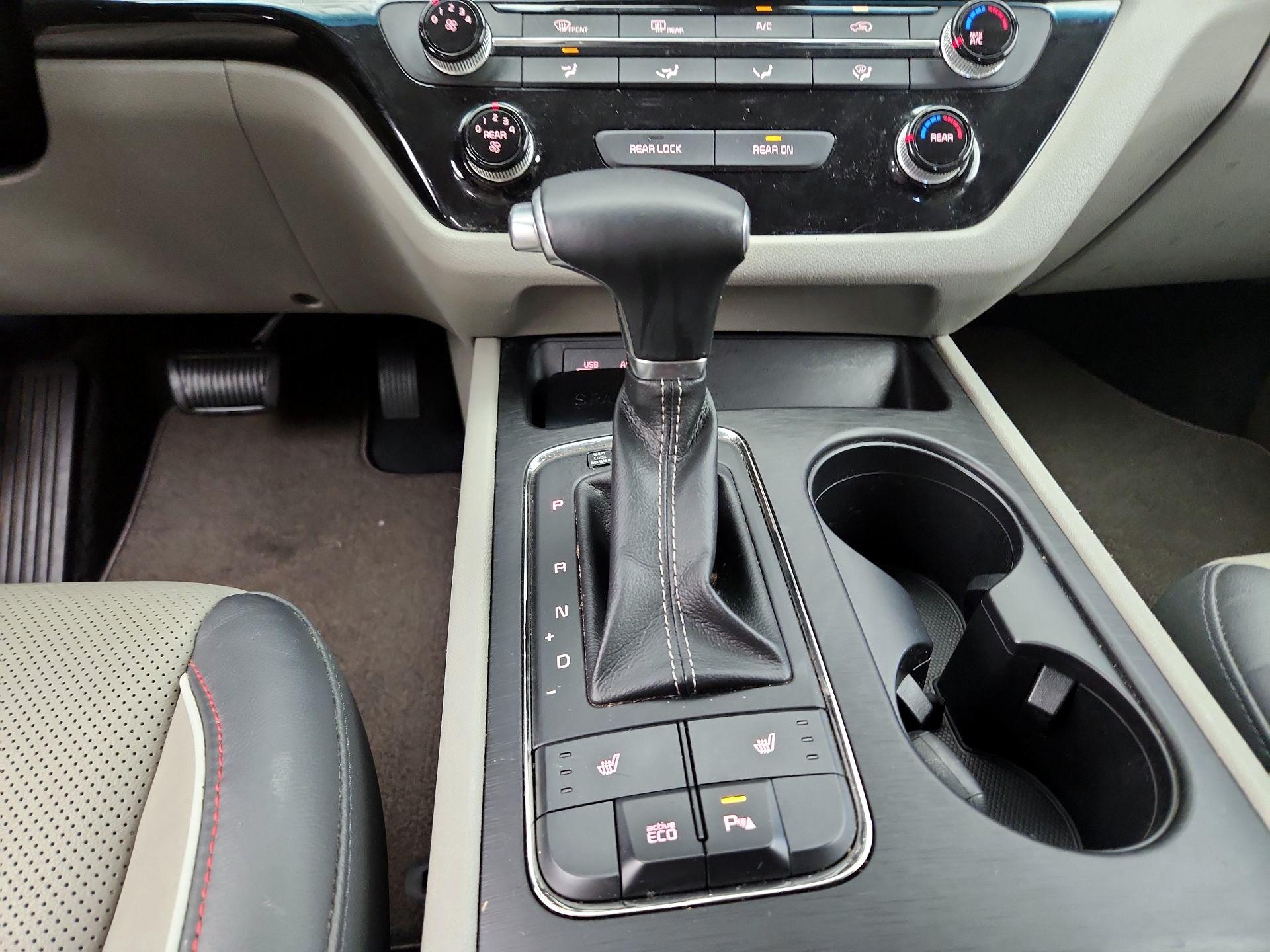 Thumbnail: 2018 Kia Sedona - 17