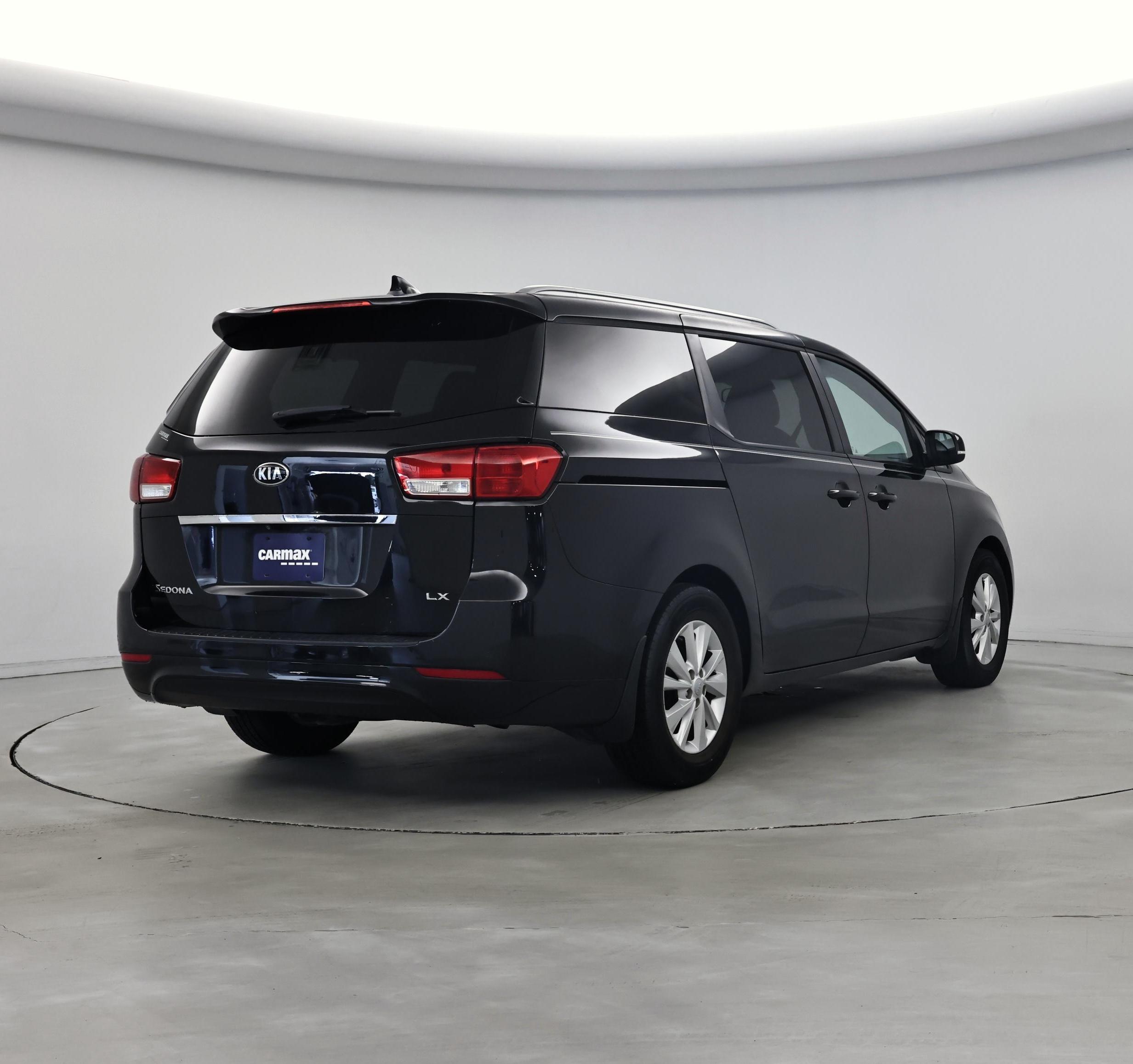 Thumbnail: 2018 Kia Sedona - 8