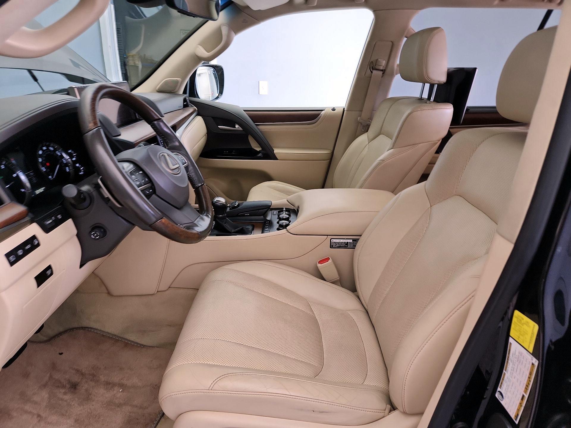 Thumbnail: 2017 Lexus LX - 11