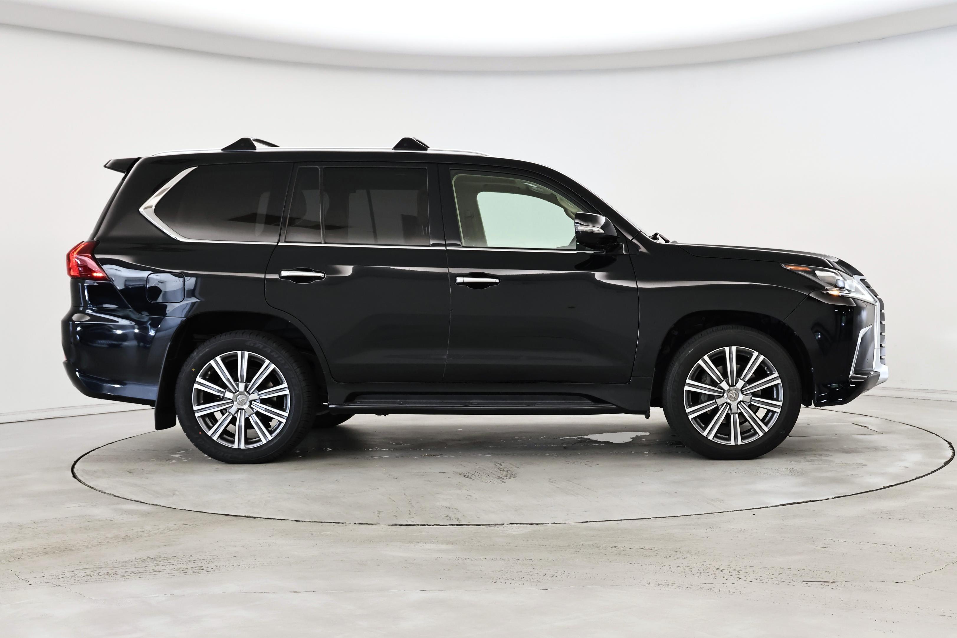 Thumbnail: 2017 Lexus LX - 7