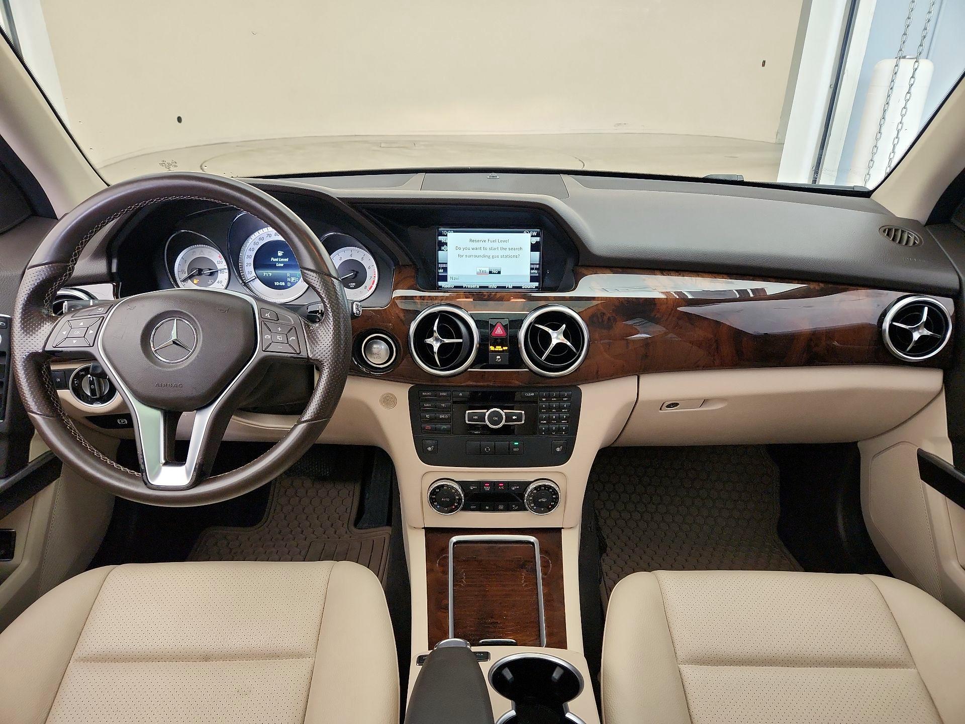 Thumbnail: 2015 Mercedes-Benz GLK - 9