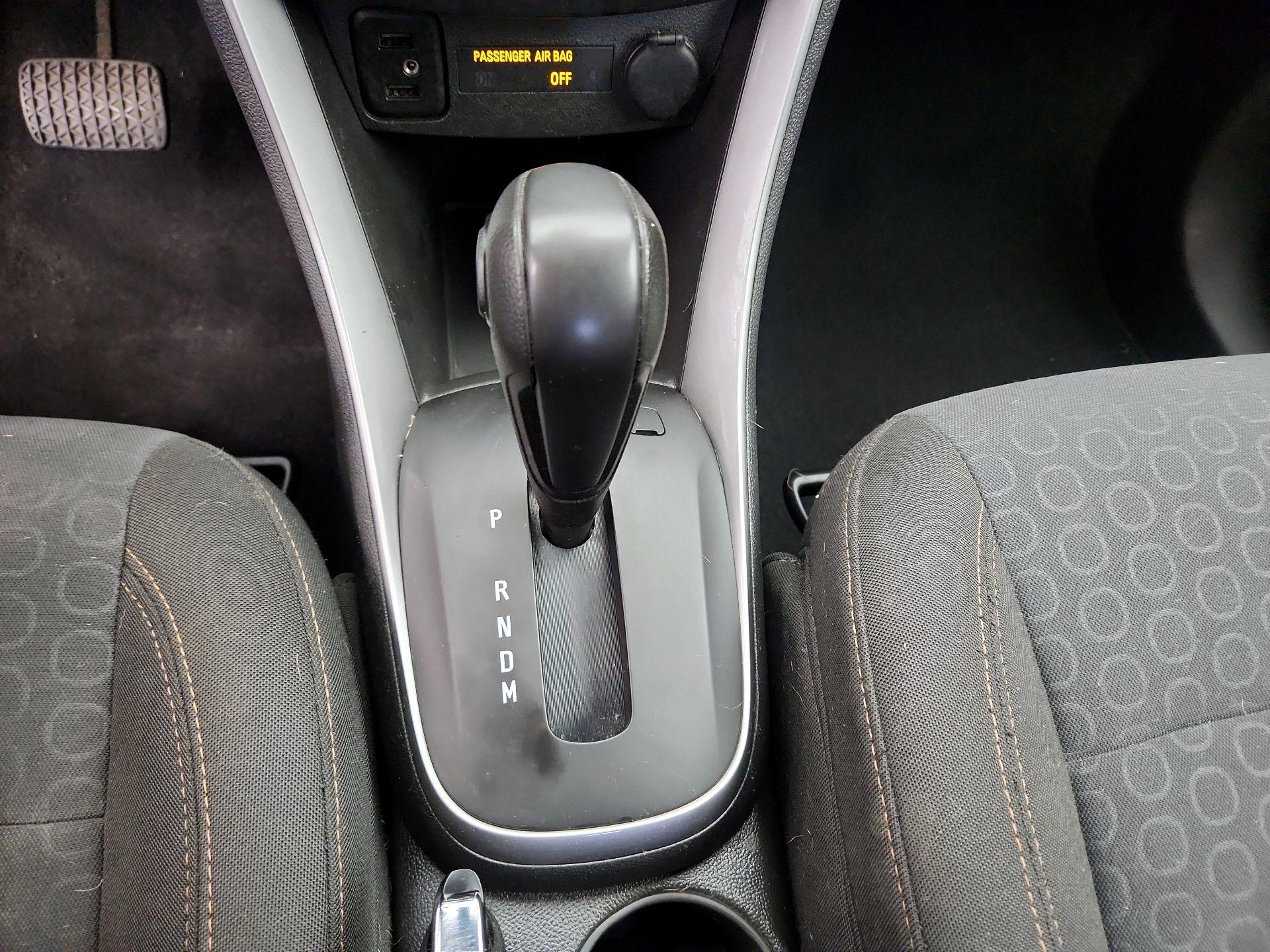 Thumbnail: 2020 Chevrolet Trax - 17