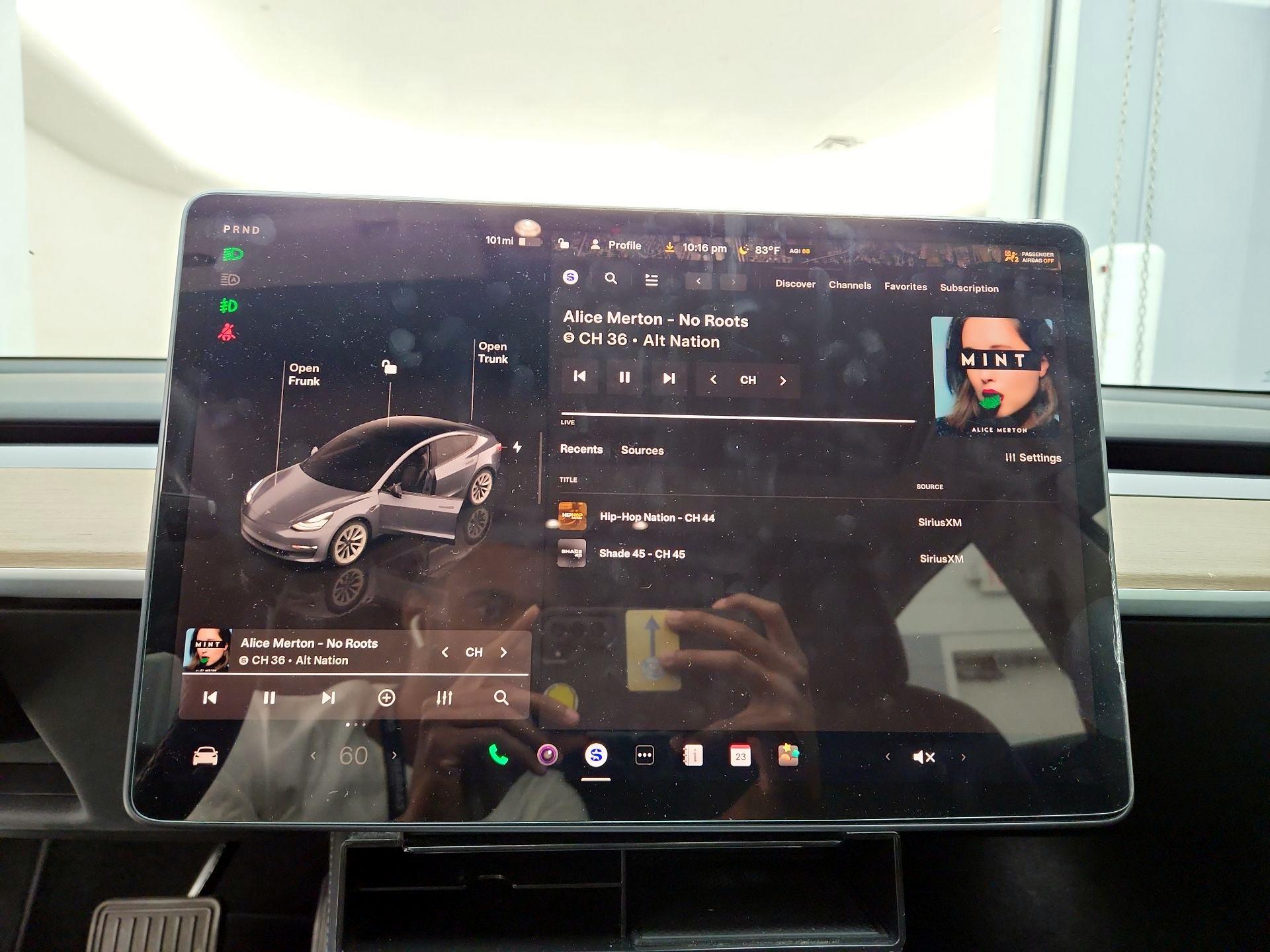 Thumbnail: 2022 Tesla Model 3 - 15