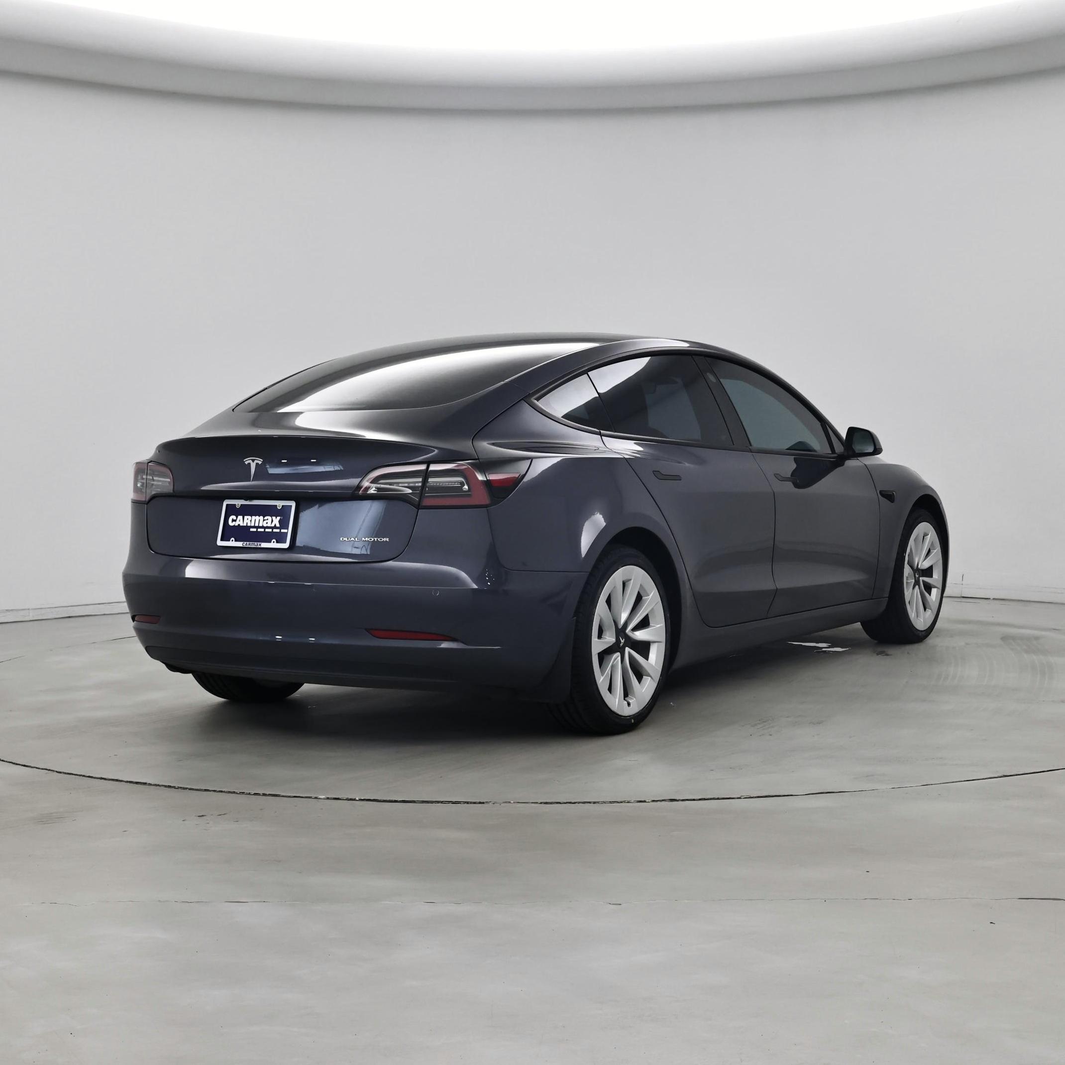 Thumbnail: 2022 Tesla Model 3 - 8