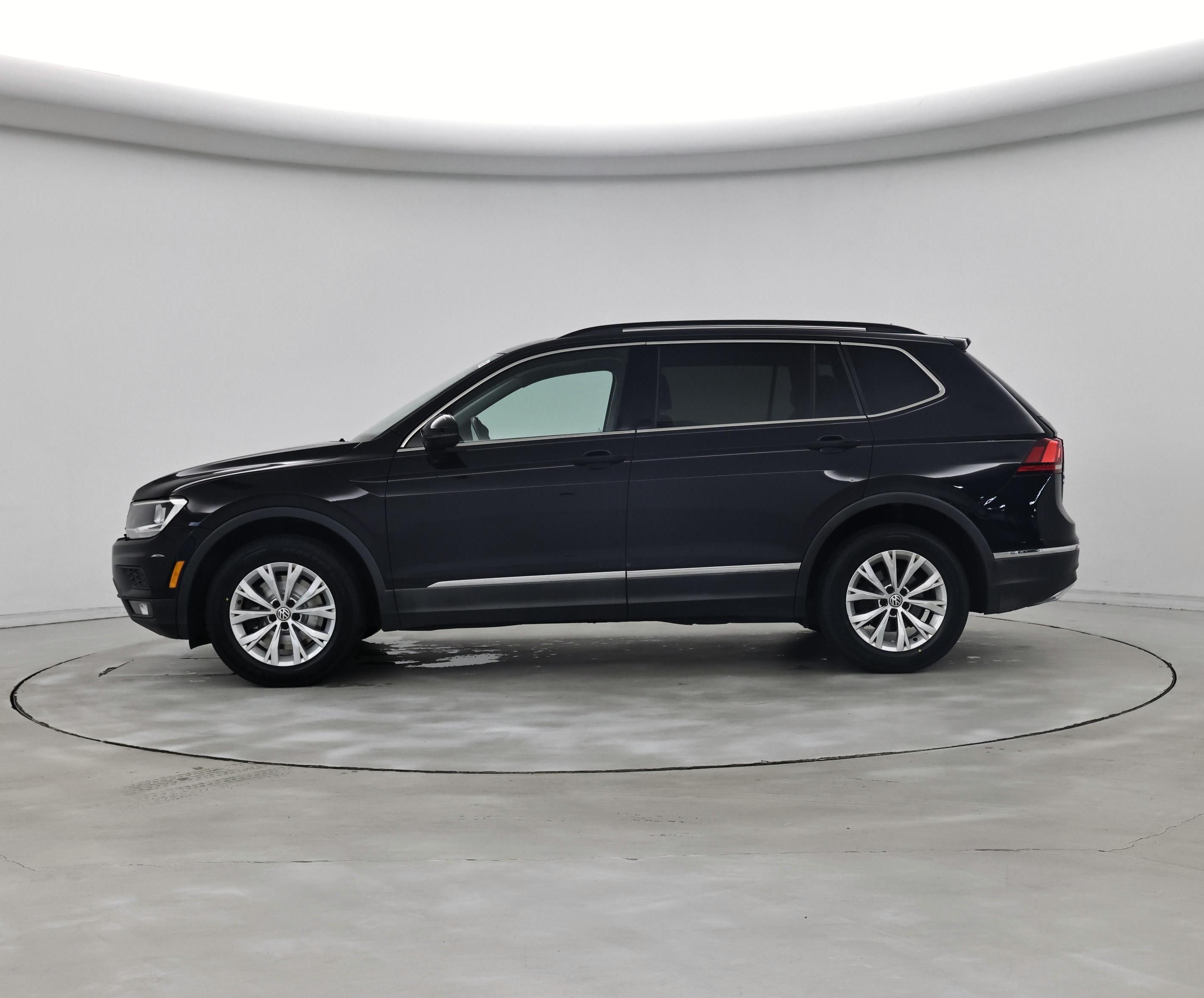 Thumbnail: 2018 Volkswagen Tiguan - 3