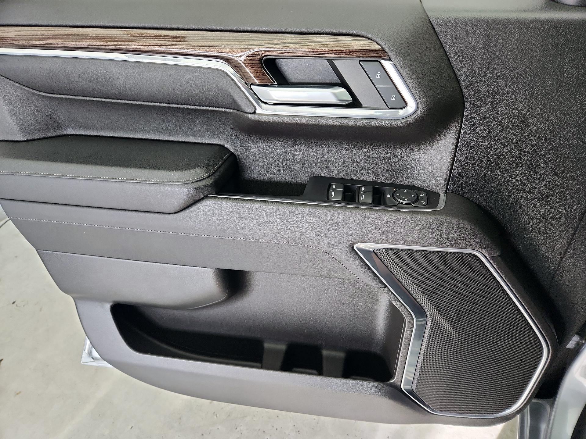 Thumbnail: 2023 Chevrolet Silverado 1500 - 12