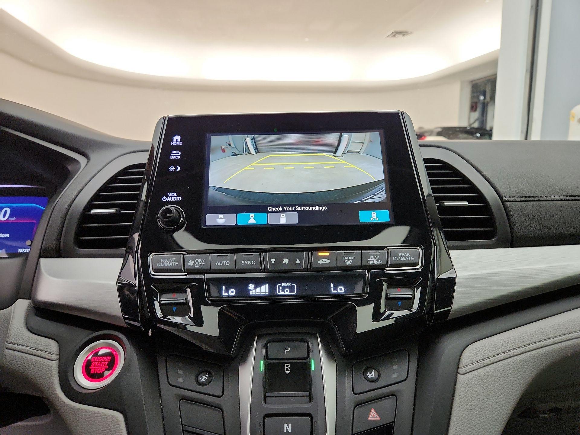 Thumbnail: 2019 Honda Odyssey - 15