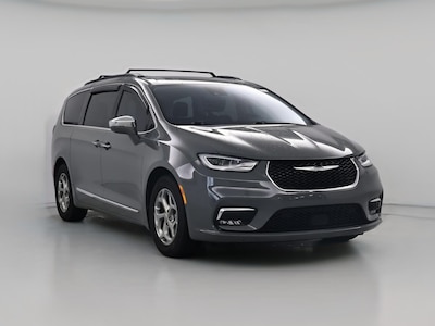 Gray 2022 Chrysler Pacifica Limited