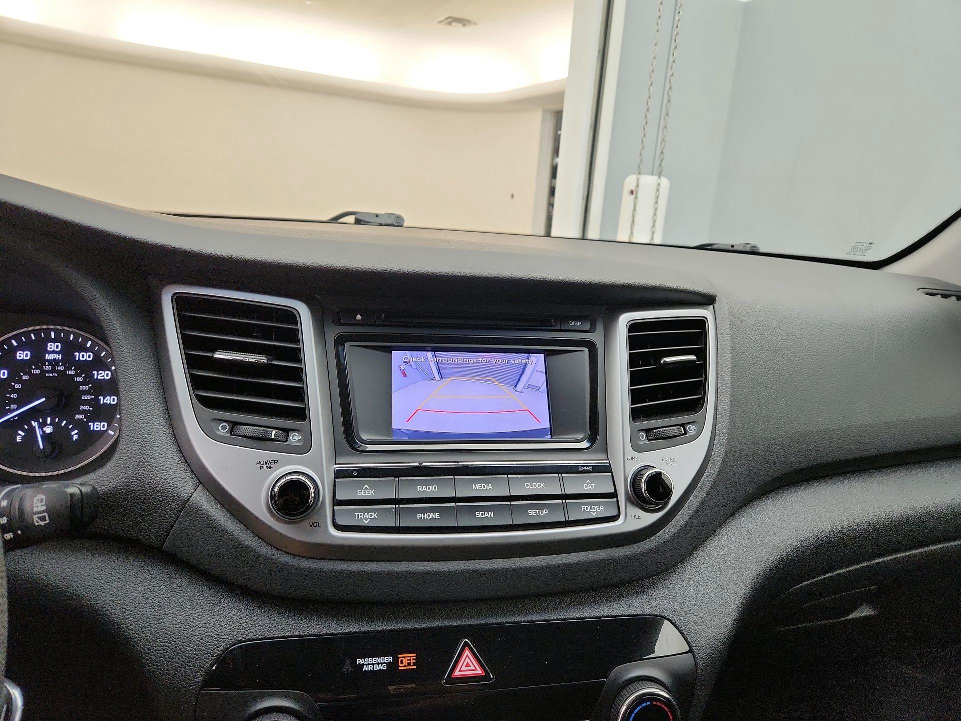 Thumbnail: 2016 Hyundai Tucson - 14